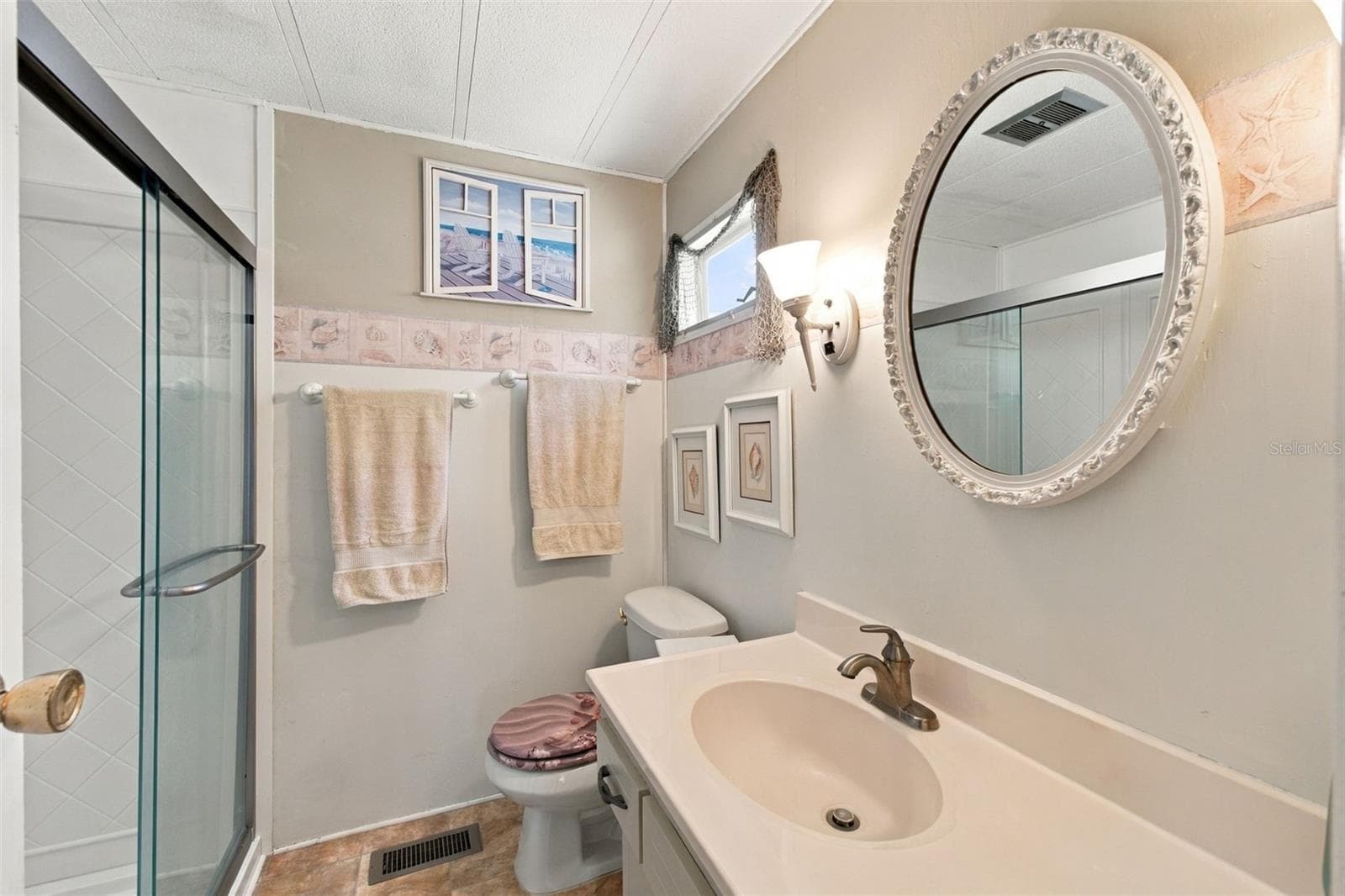 Mobile Home at 6439 THERESA AVE, WEEKI WACHEE, photo 24 of 40