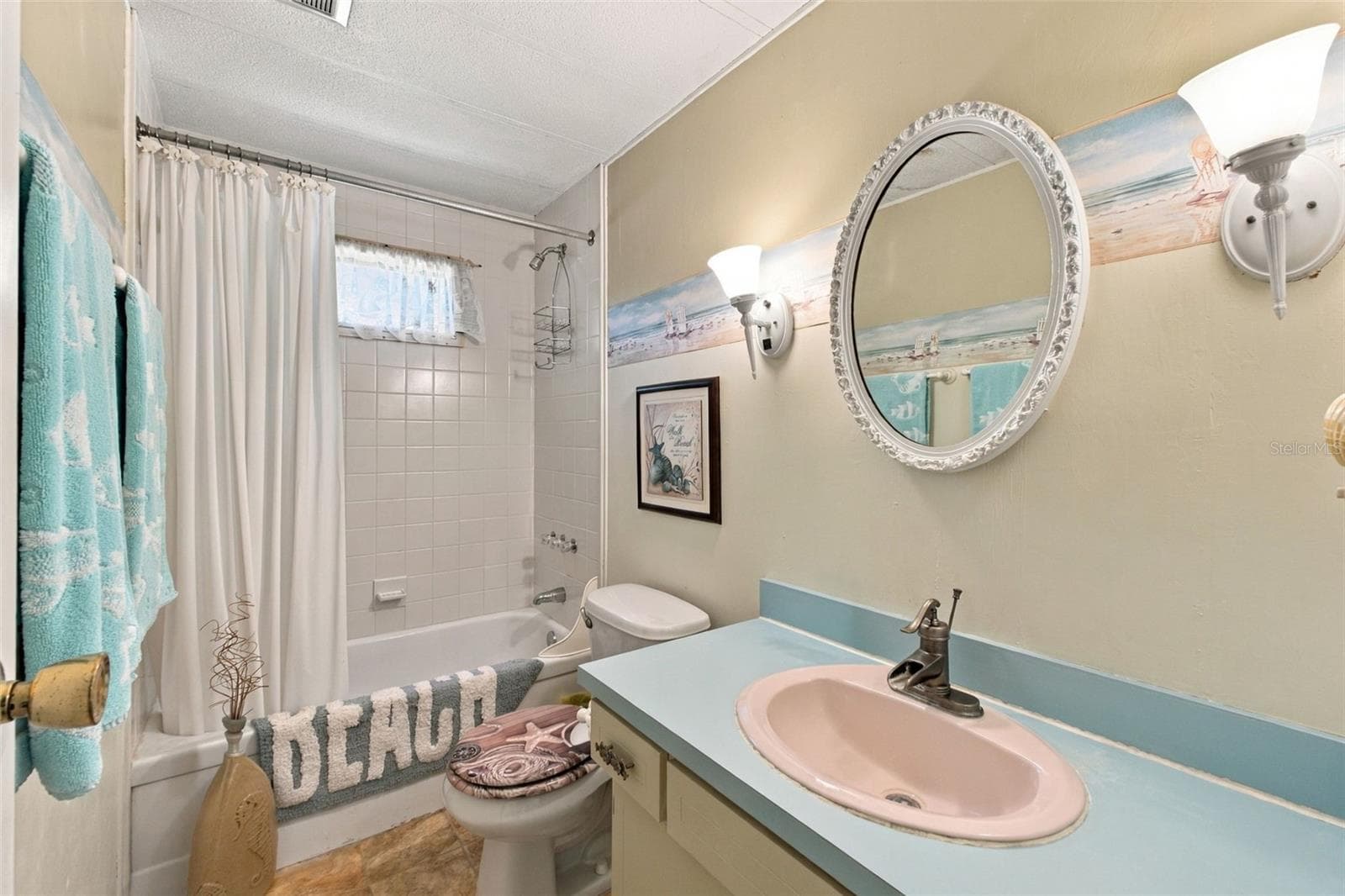 Mobile Home at 6439 THERESA AVE, WEEKI WACHEE, photo 27 of 40