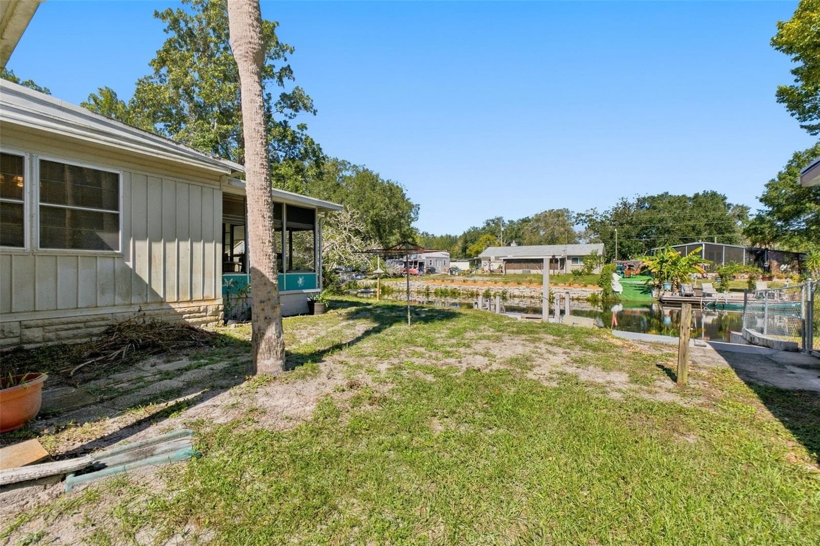 Mobile Home at 6439 THERESA AVE, WEEKI WACHEE, photo 35 of 40