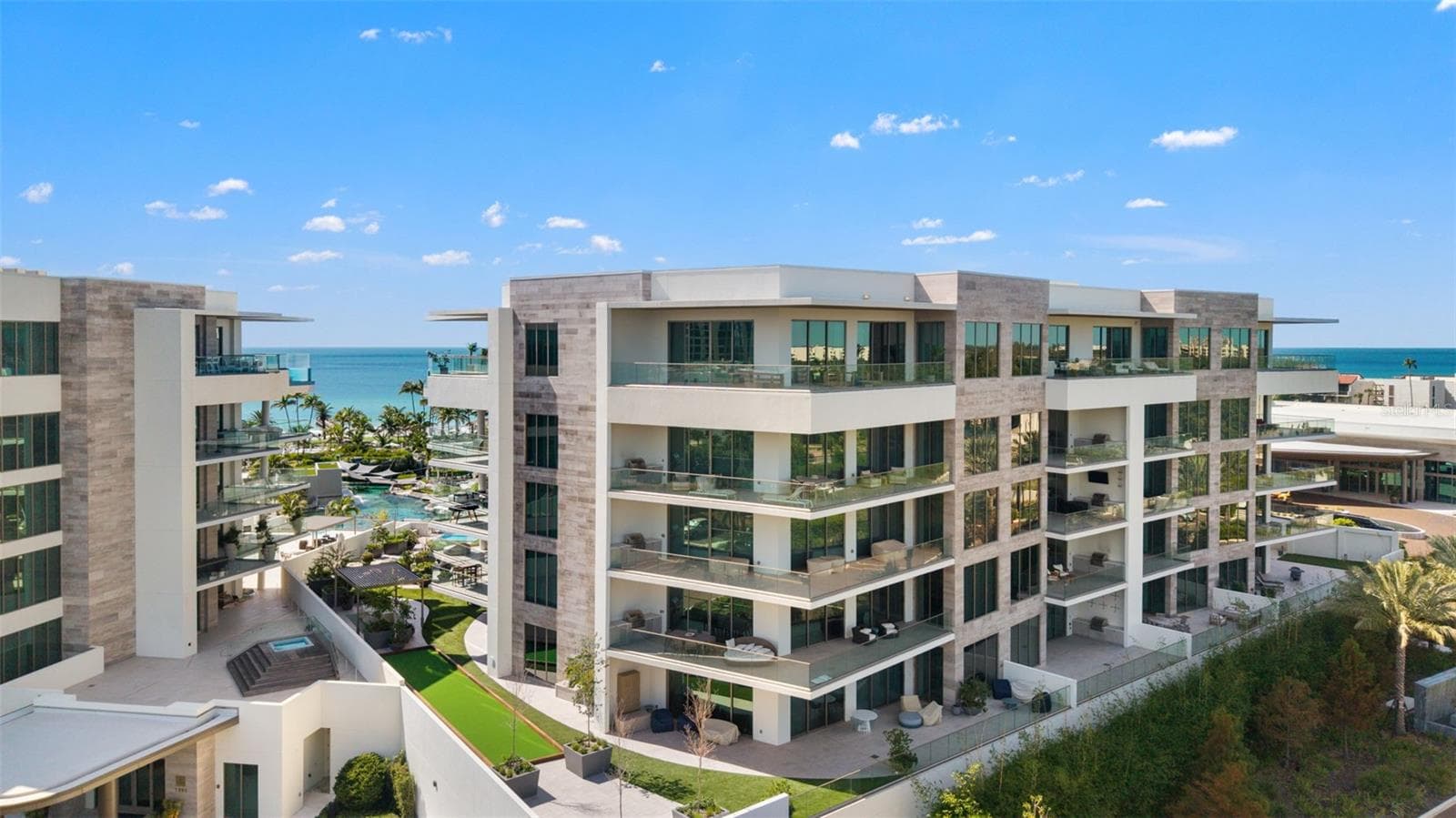 1591 GULF OF MEXICO DR #512