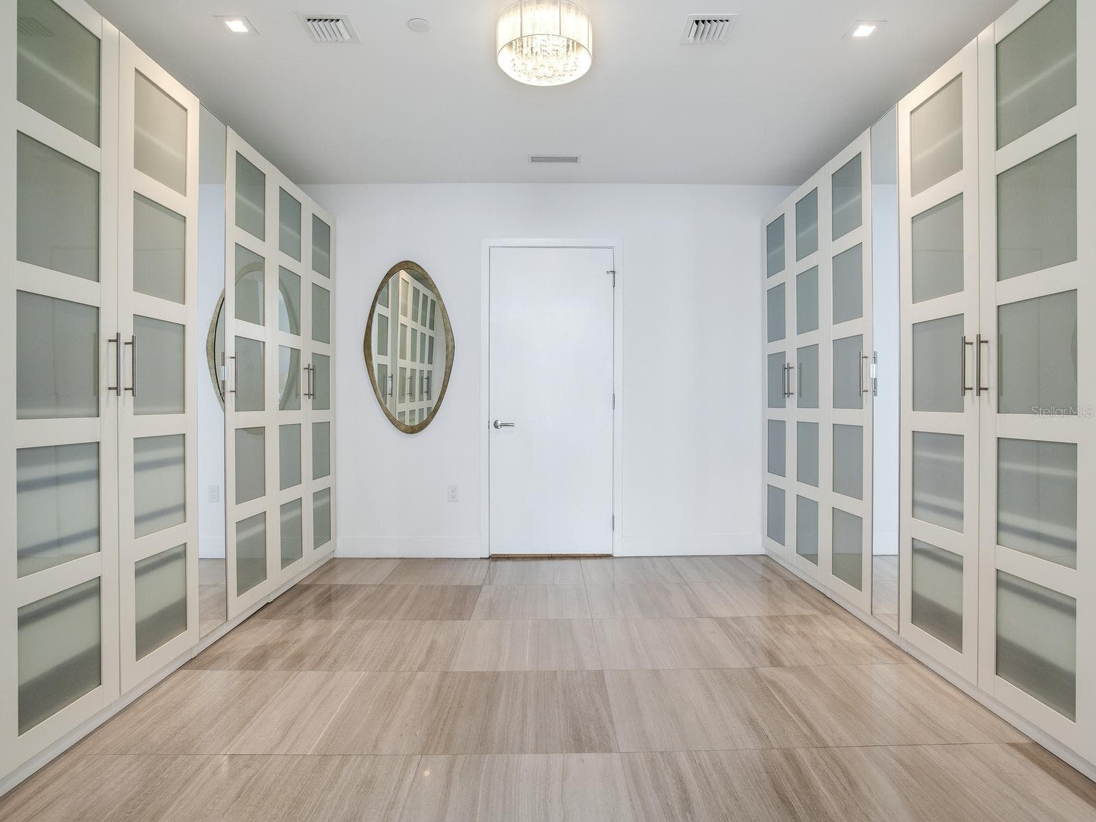 Condominium at 3015 BAY OAKS CONDOMINIUM, TAMPA, photo 16 of 54