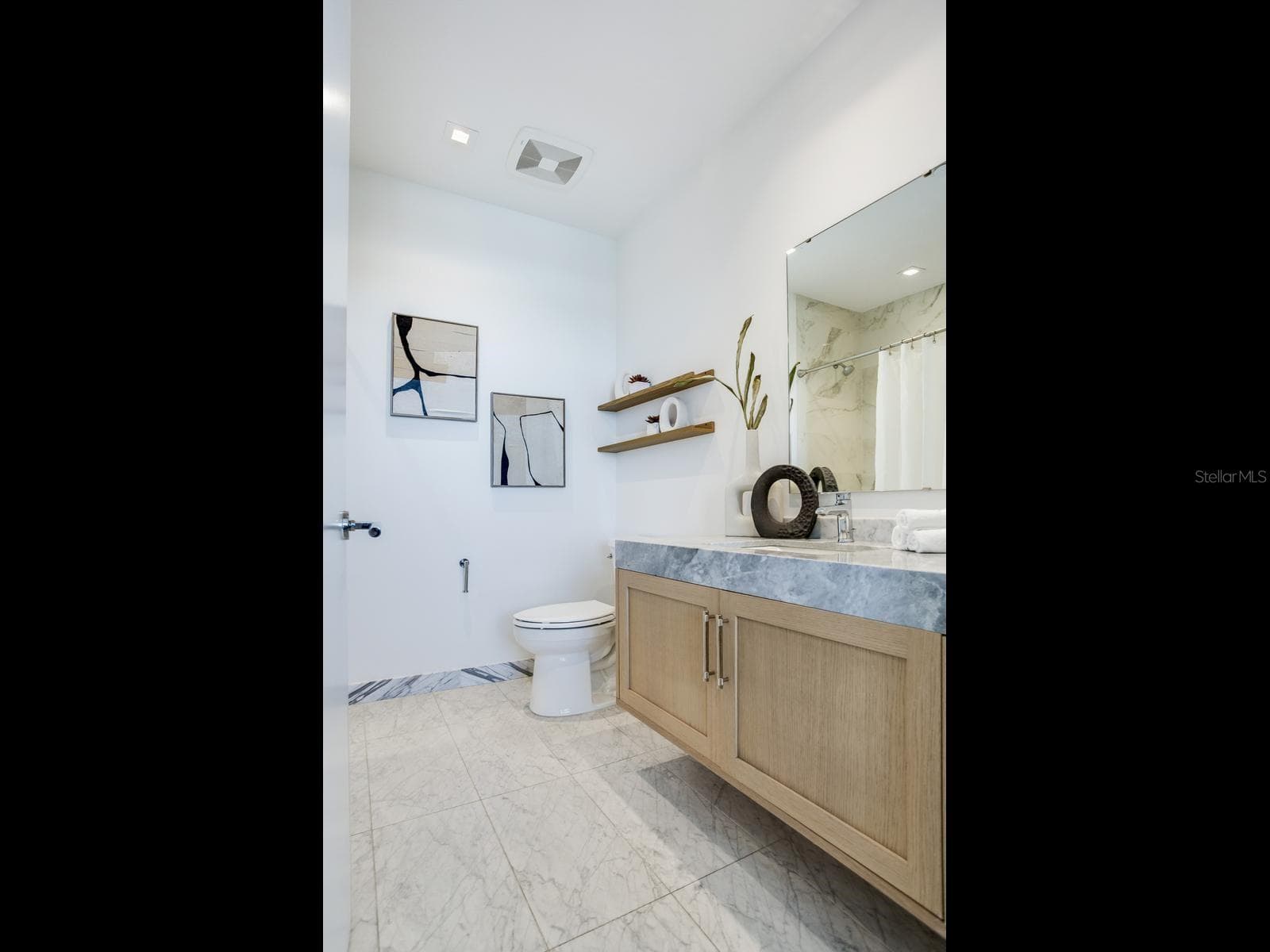 Condominium at 3015 BAY OAKS CONDOMINIUM, TAMPA, photo 26 of 54