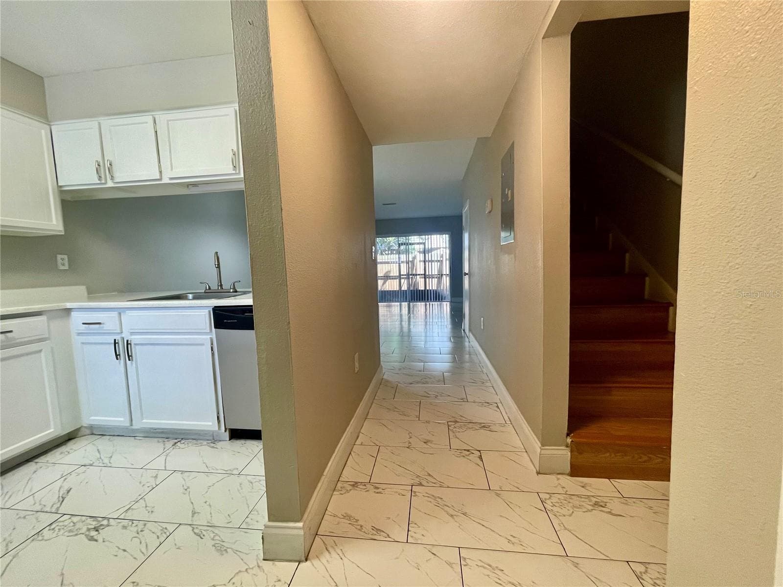 Condominium at 6073 AMBERLY TER #T13, ORLANDO, photo 6 of 38