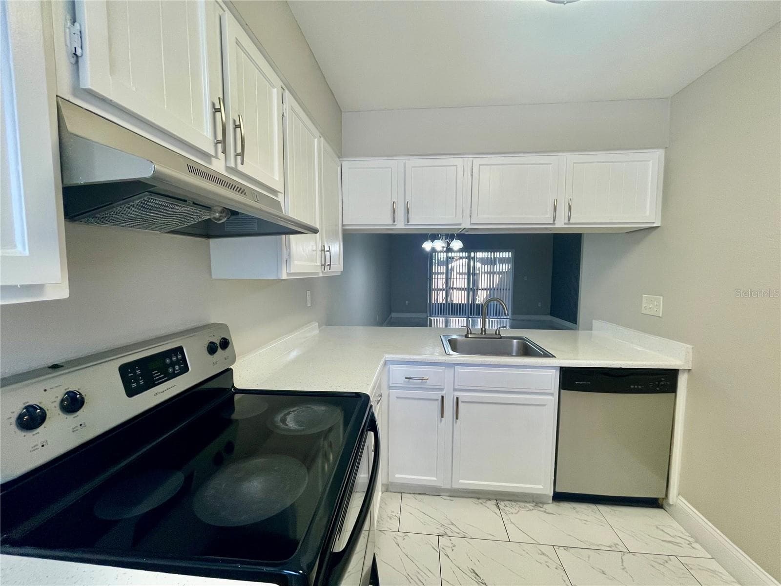 Condominium at 6073 AMBERLY TER #T13, ORLANDO, photo 7 of 38