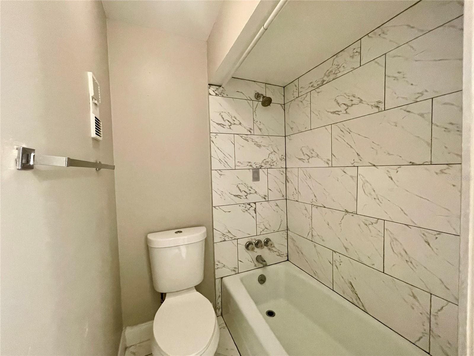 2nd bath - 6073 AMBERLY TER #T13, ORLANDO