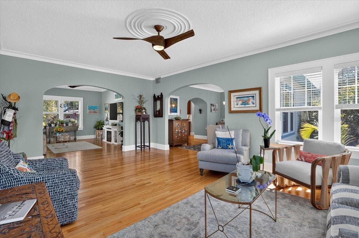 Single Family Residence at 2890 8TH AVE N, ST PETERSBURG, photo 26 of 101