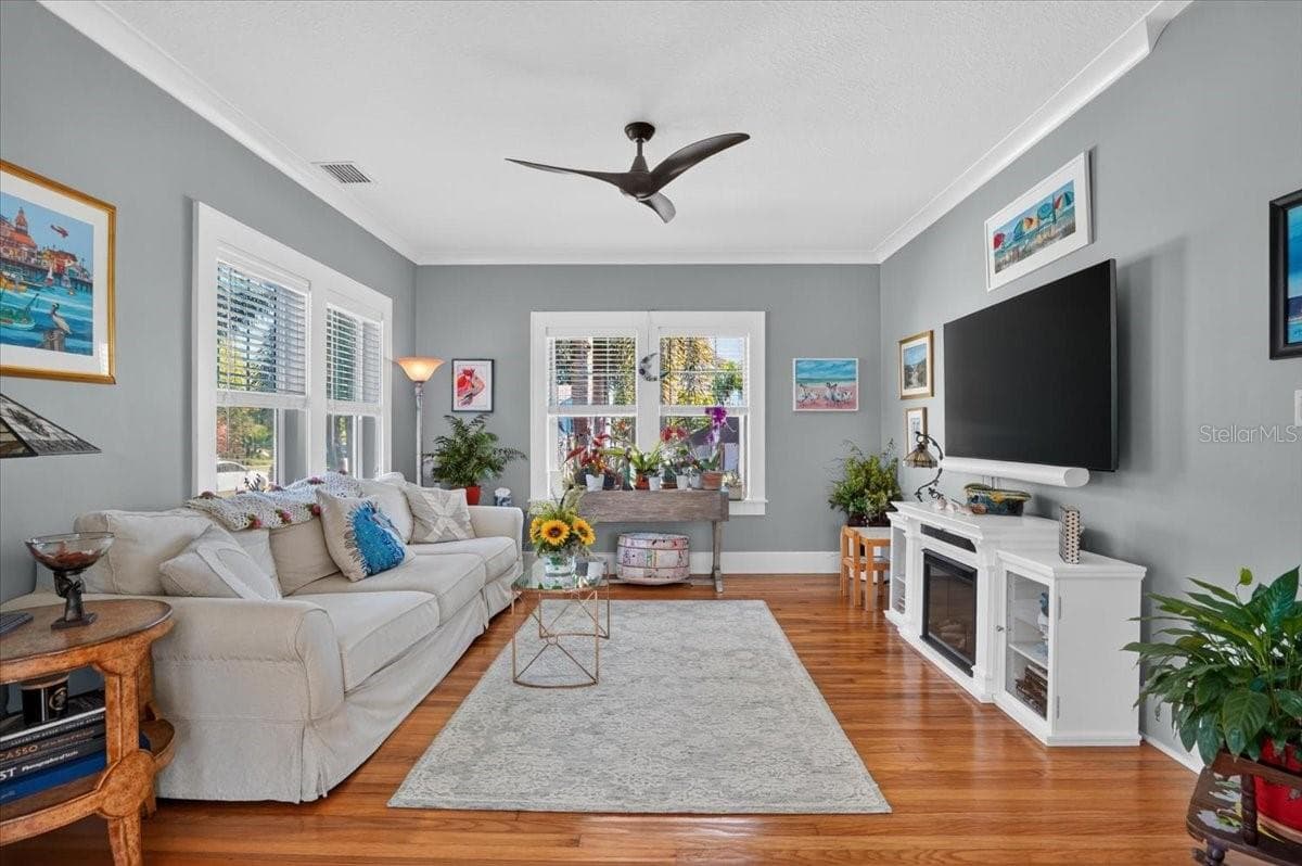 Single Family Residence at 2890 8TH AVE N, ST PETERSBURG, photo 28 of 101