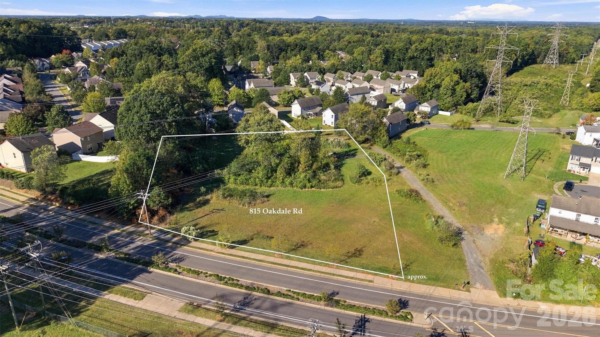 Lot at 815 Oakdale Road, Charlotte, photo 3 of 11
