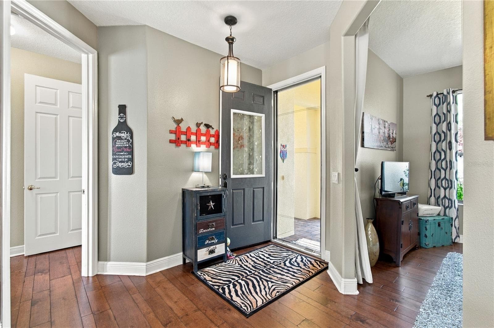 FOYER ENTRY - 318 LA JOLLA LN, KISSIMMEE