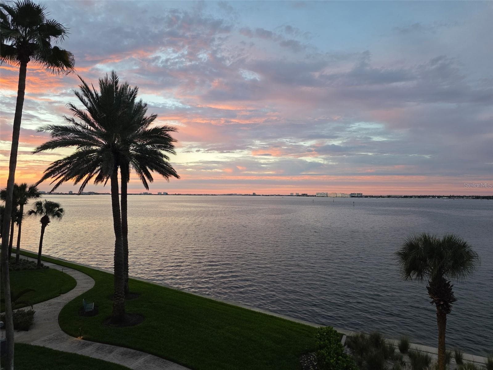 Condominium at 4991 BACOPA LN S #202, ST PETERSBURG, photo 13 of 85