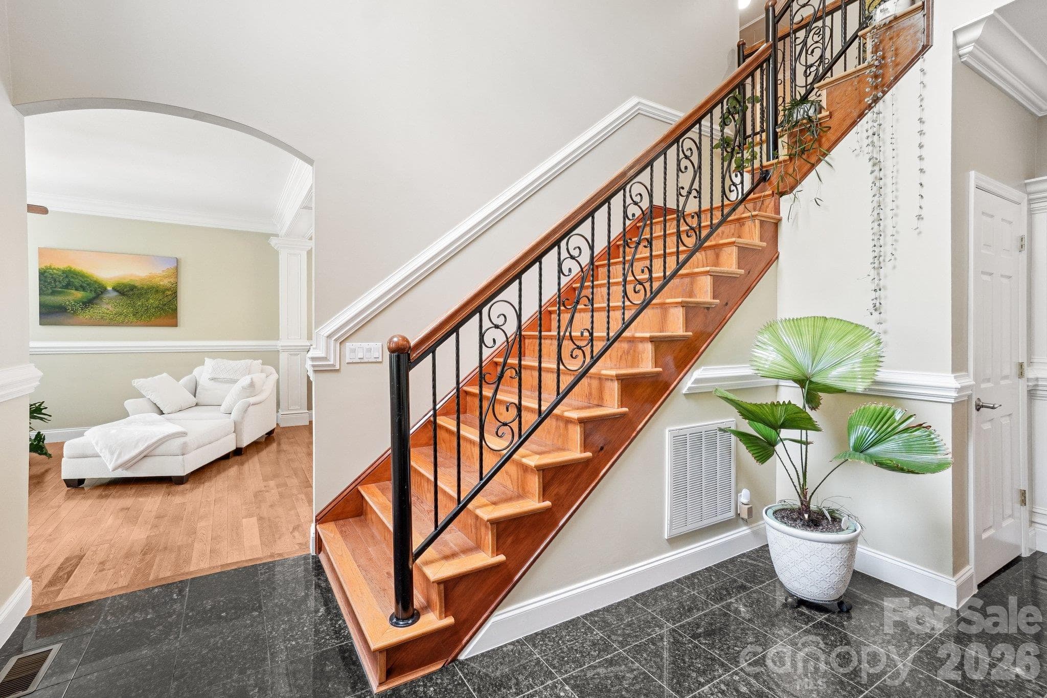 Single Family Residence at 15 Madelyn Lane, Fairview, photo 7 of 48