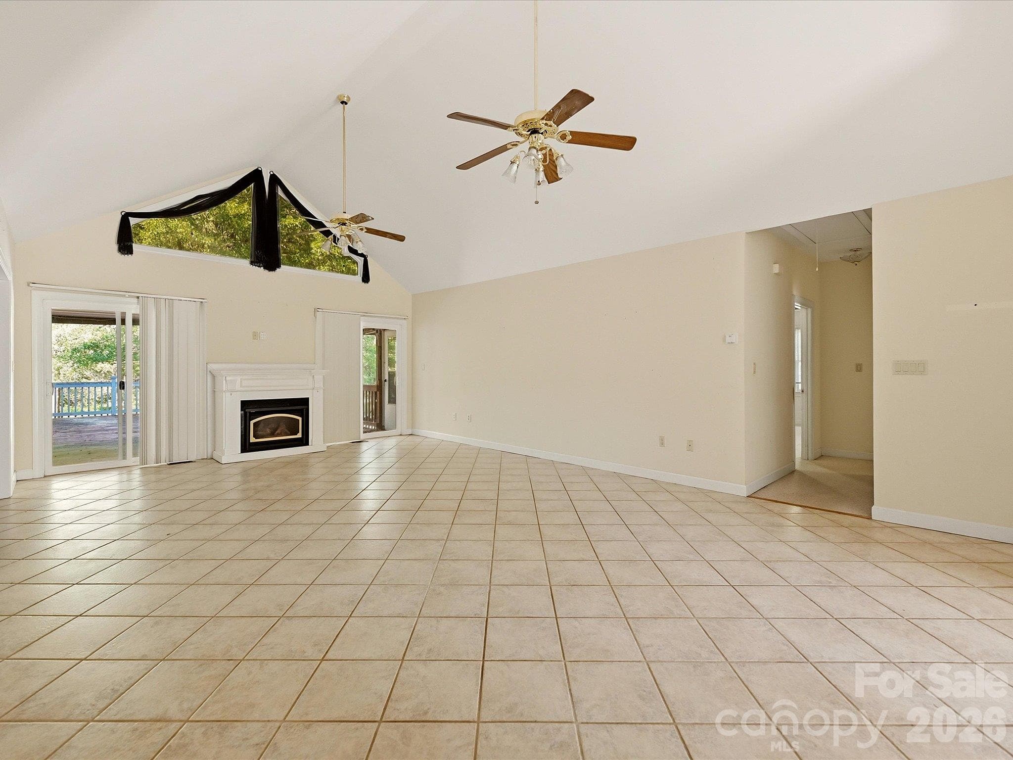 Single Family Residence at 1704 Colfax Drive, Concord, photo 4 of 36