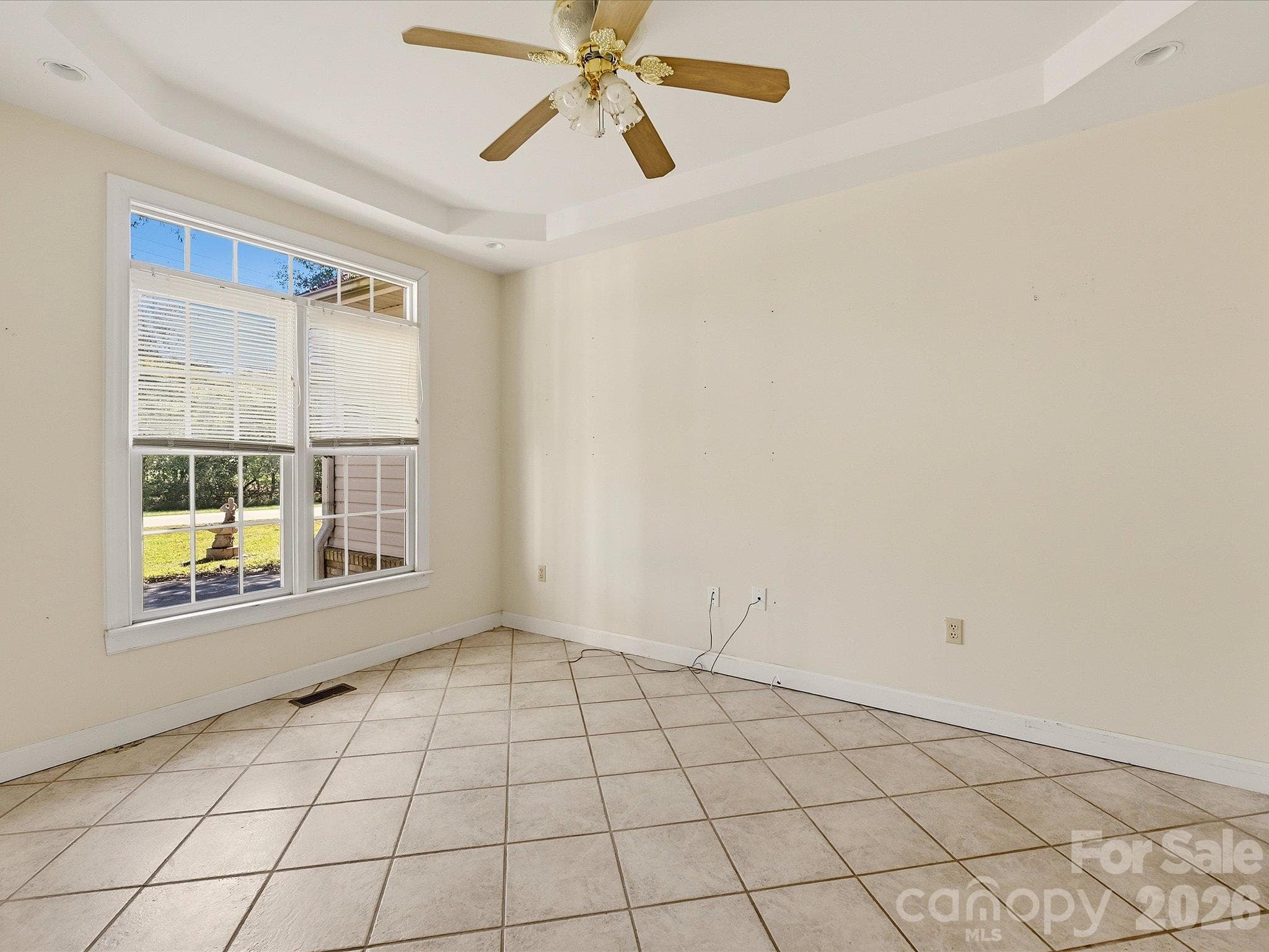 Single Family Residence at 1704 Colfax Drive, Concord, photo 16 of 36
