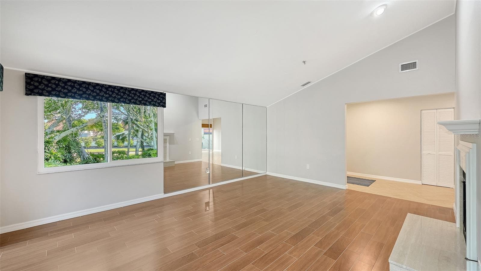 Condominium at 2245 HARBOURSIDE DR #101, LONGBOAT KEY, photo 10 of 63