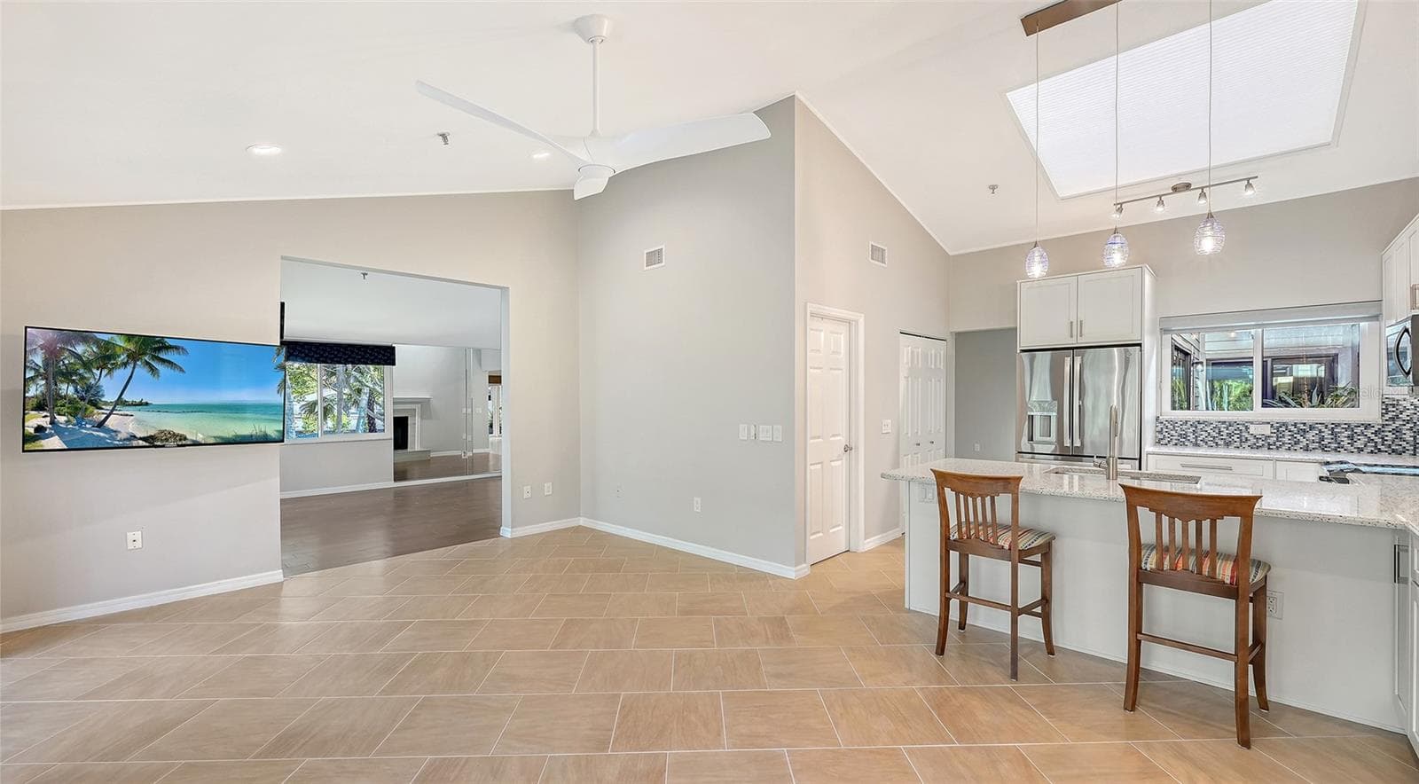Condominium at 2245 HARBOURSIDE DR #101, LONGBOAT KEY, photo 15 of 63