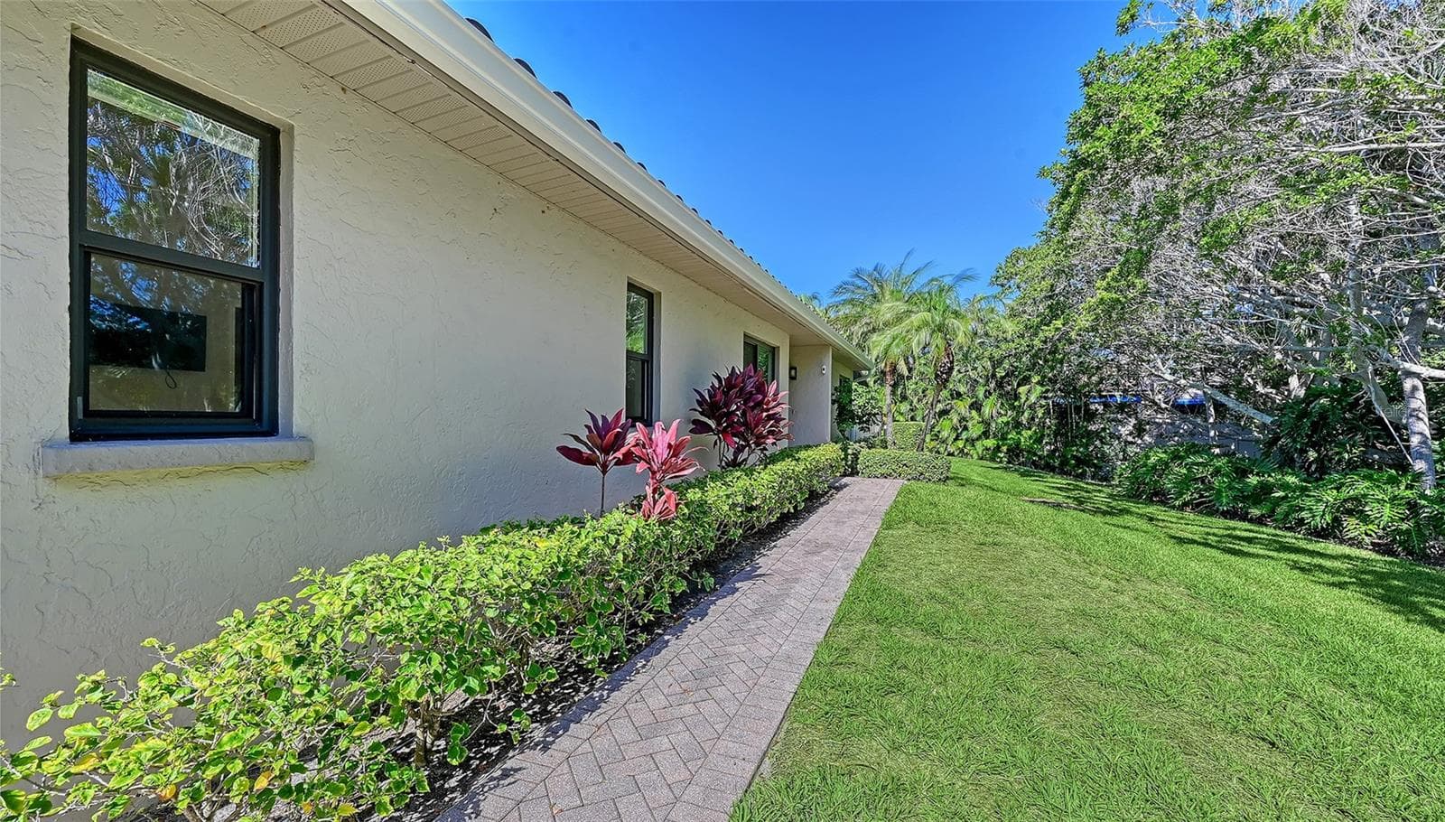Condominium at 2245 HARBOURSIDE DR #101, LONGBOAT KEY, photo 44 of 63