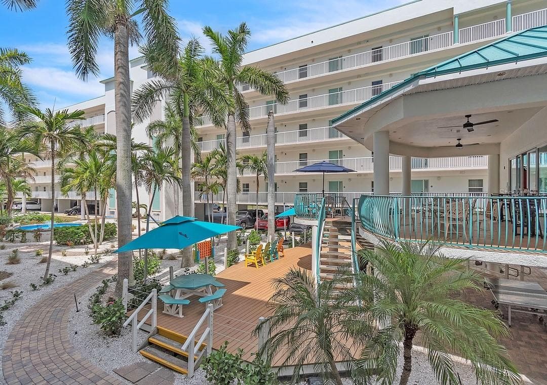 Condo - Hotel at 12000 GULF BLVD #403S, TREASURE ISLAND, photo 45 of 48