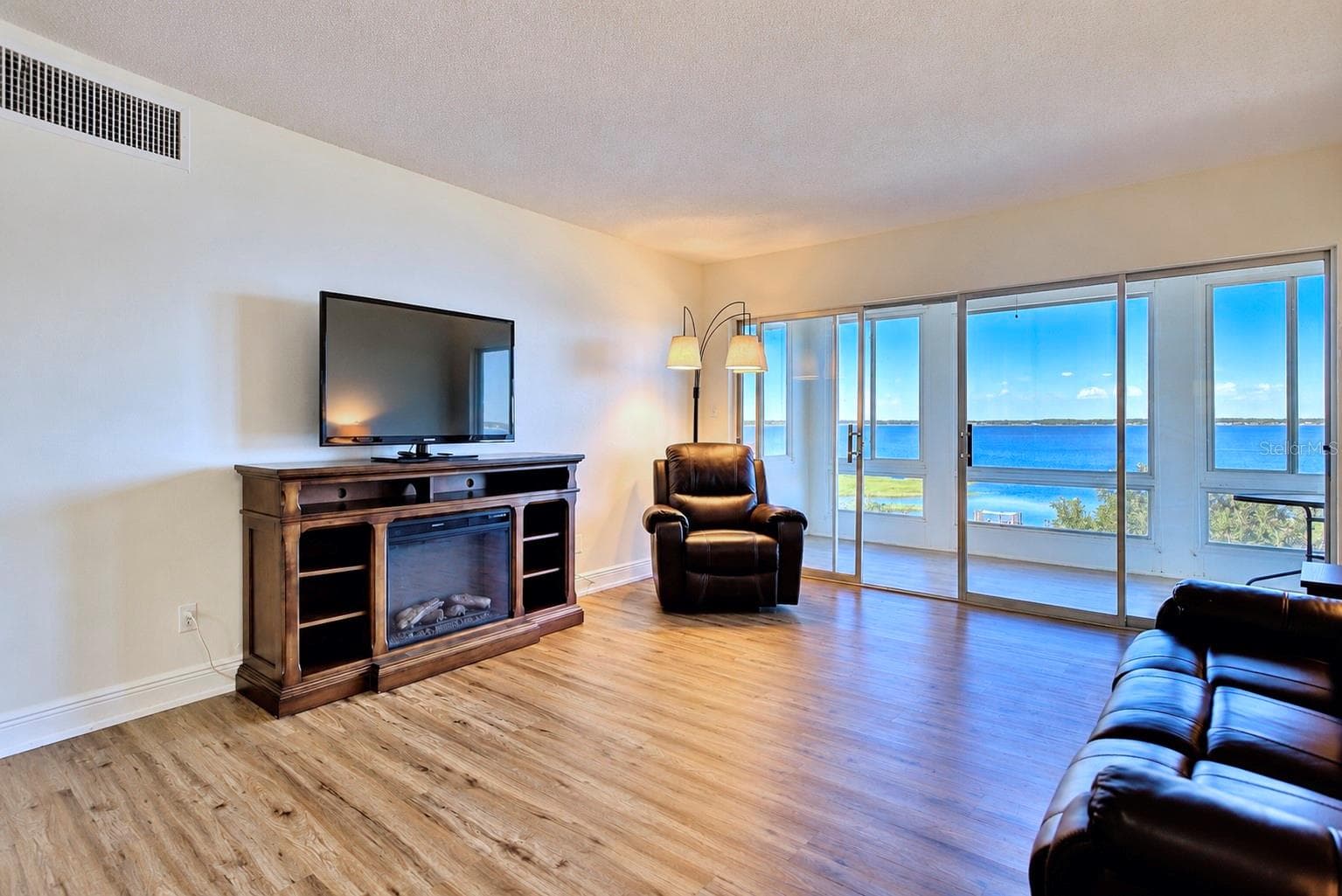 Condominium at 2131 LAKEVIEW DR #500, SEBRING, photo 8 of 52