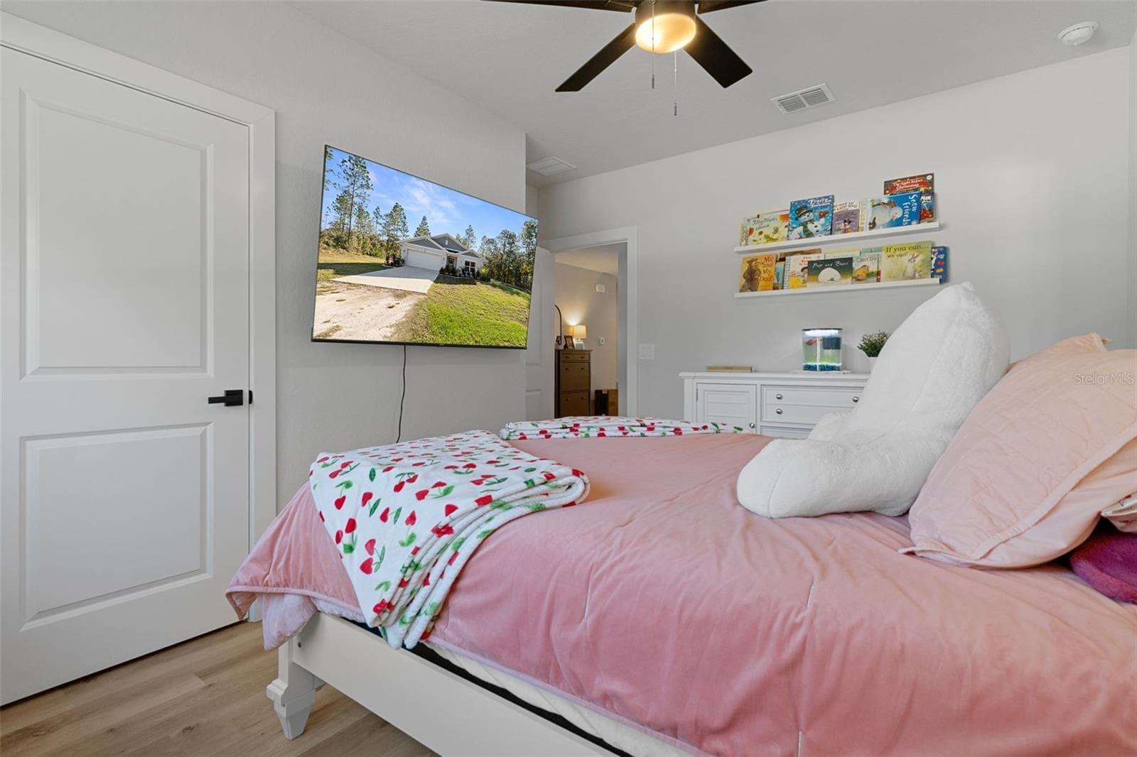 Single Family Residence at 16204 MALDEN RD, WEEKI WACHEE, photo 30 of 48
