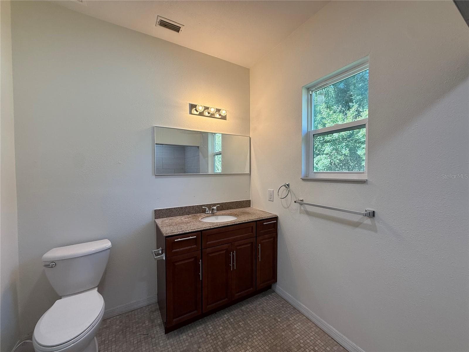 Single Family Residence at 7619 CHASE RD, LAKELAND, photo 16 of 29