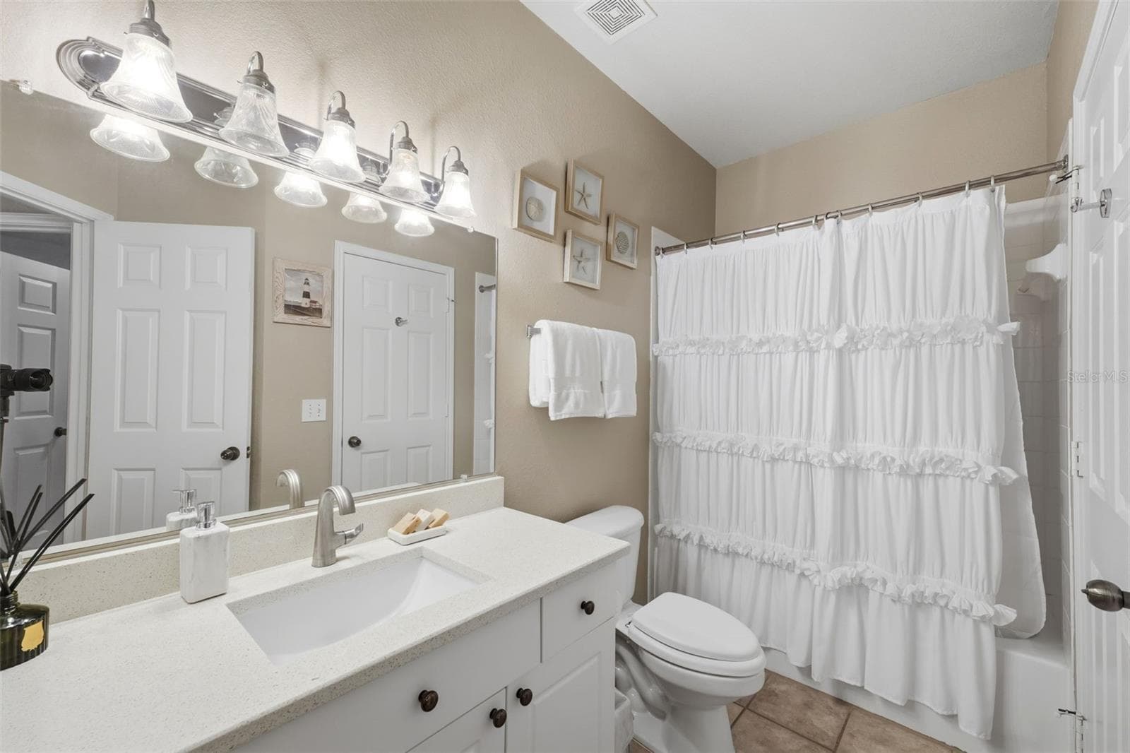 Condominium at 2171 PORTOFINO PL #27-28, PALM HARBOR, photo 22 of 44