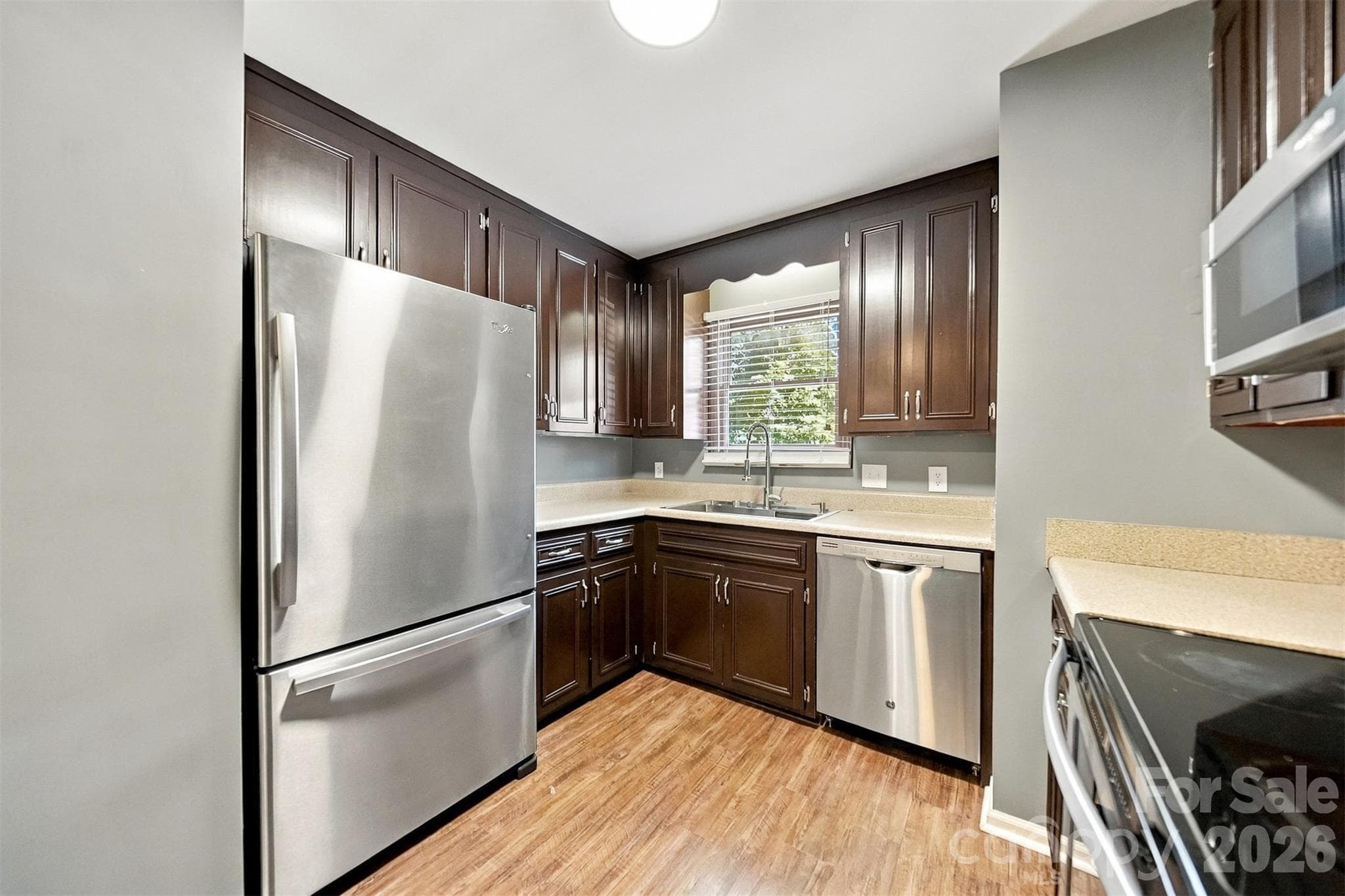 Townhouse at 605 8th Avenue SW, Conover, photo 13 of 36