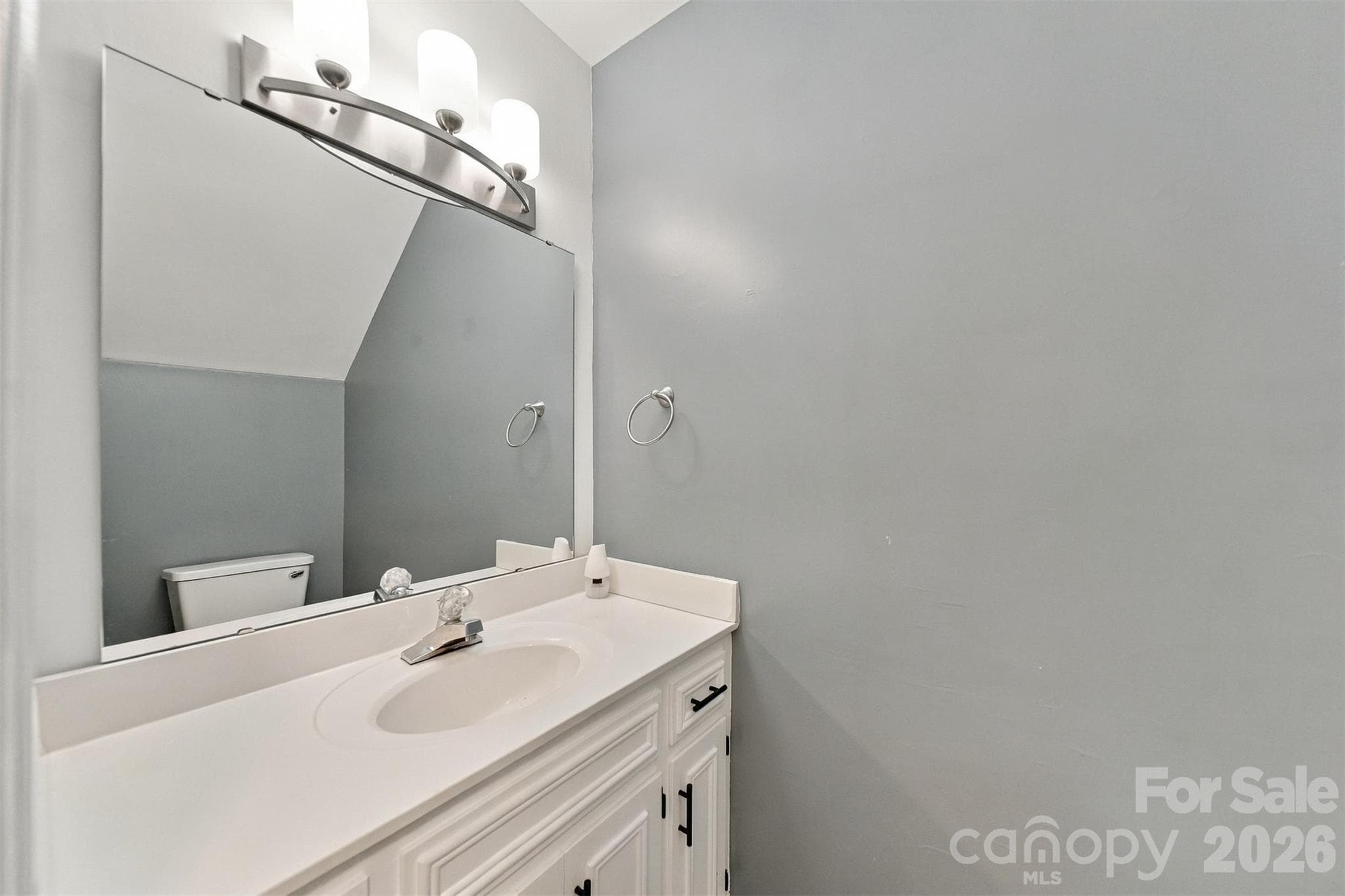 Townhouse at 605 8th Avenue SW, Conover, photo 24 of 36
