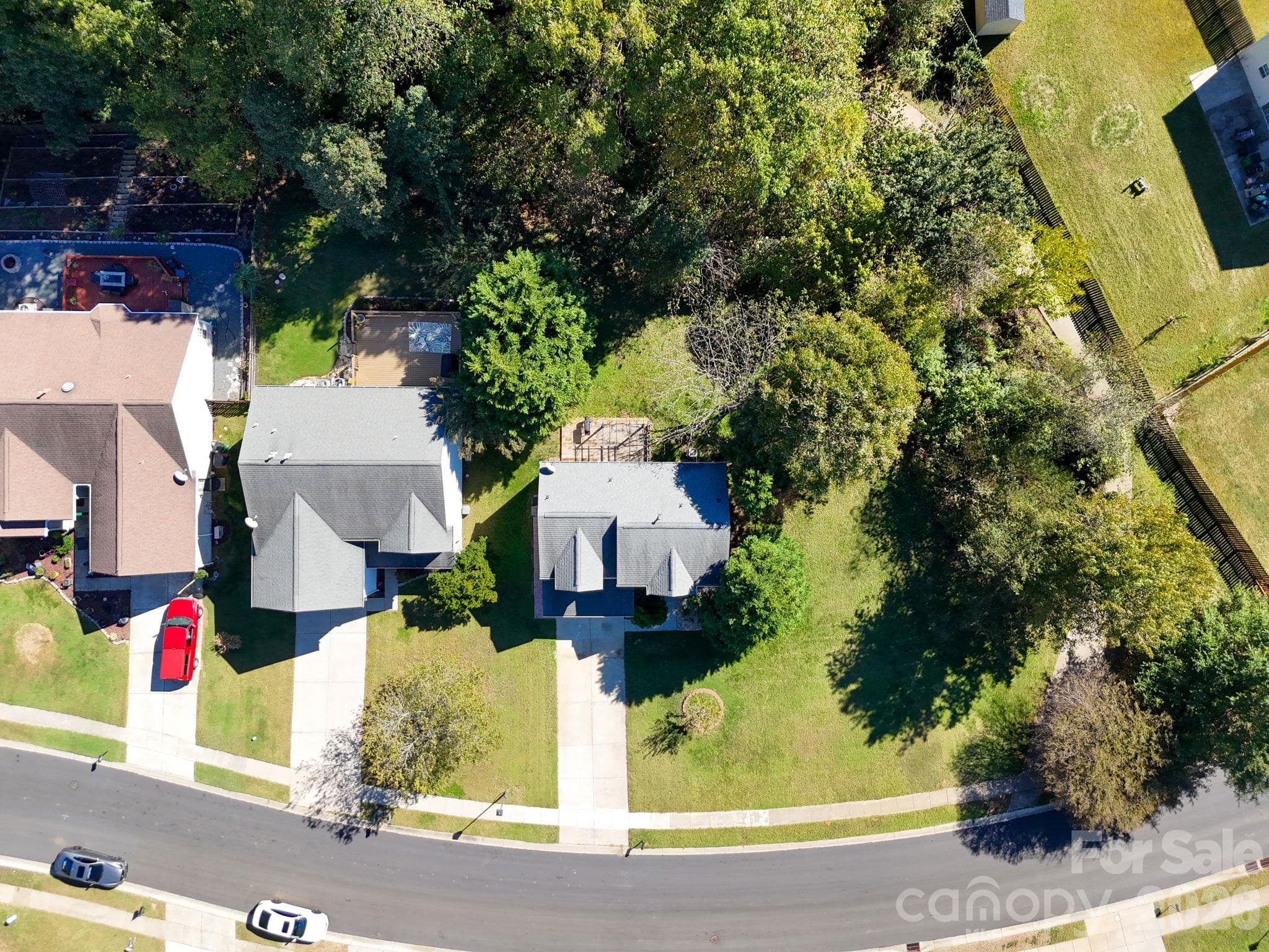 Single Family Residence at 15850 Circlegreen Drive, Charlotte, photo 24 of 25