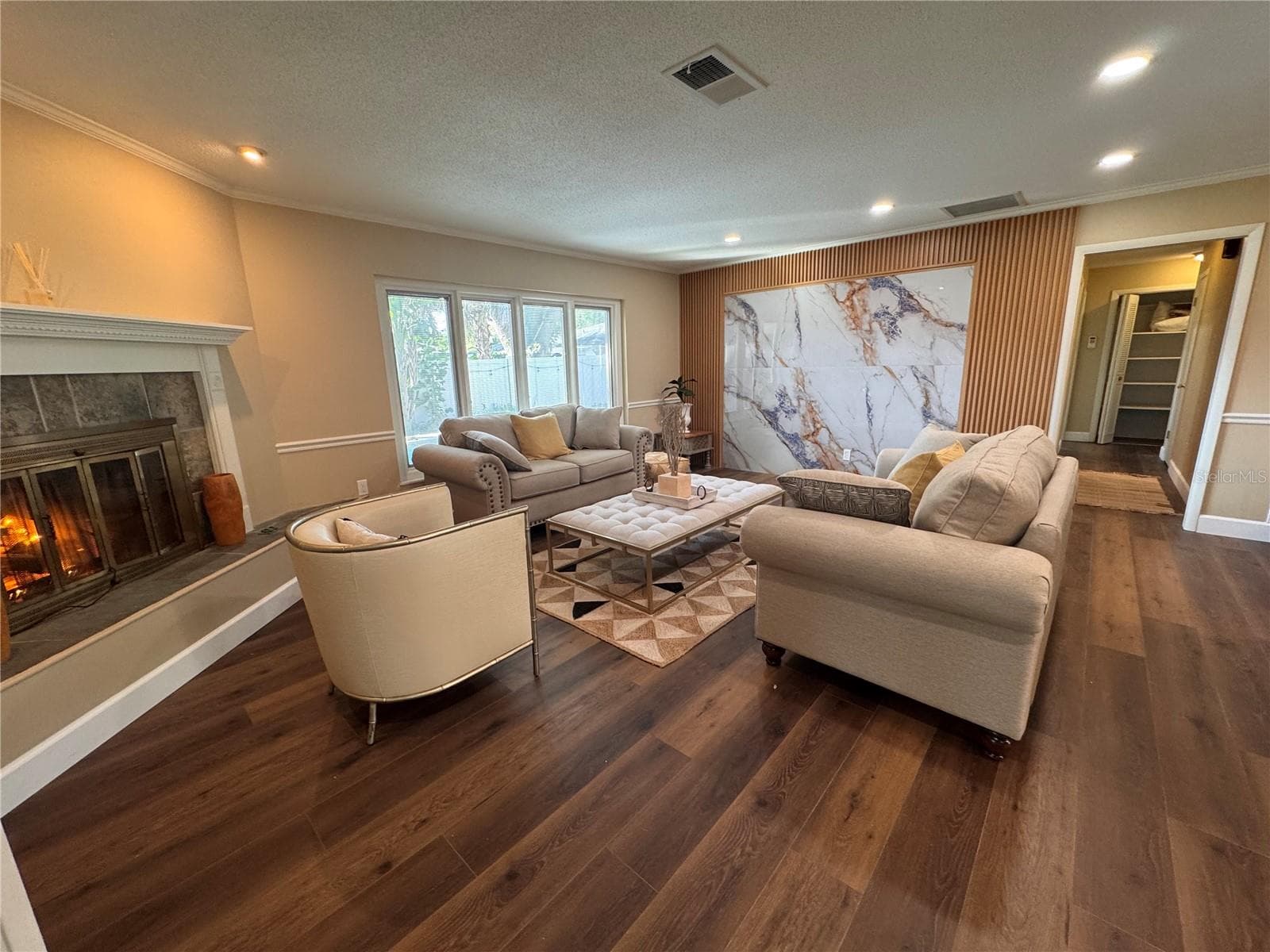 Living Room - 1903 COLLIER DR, FERN PARK
