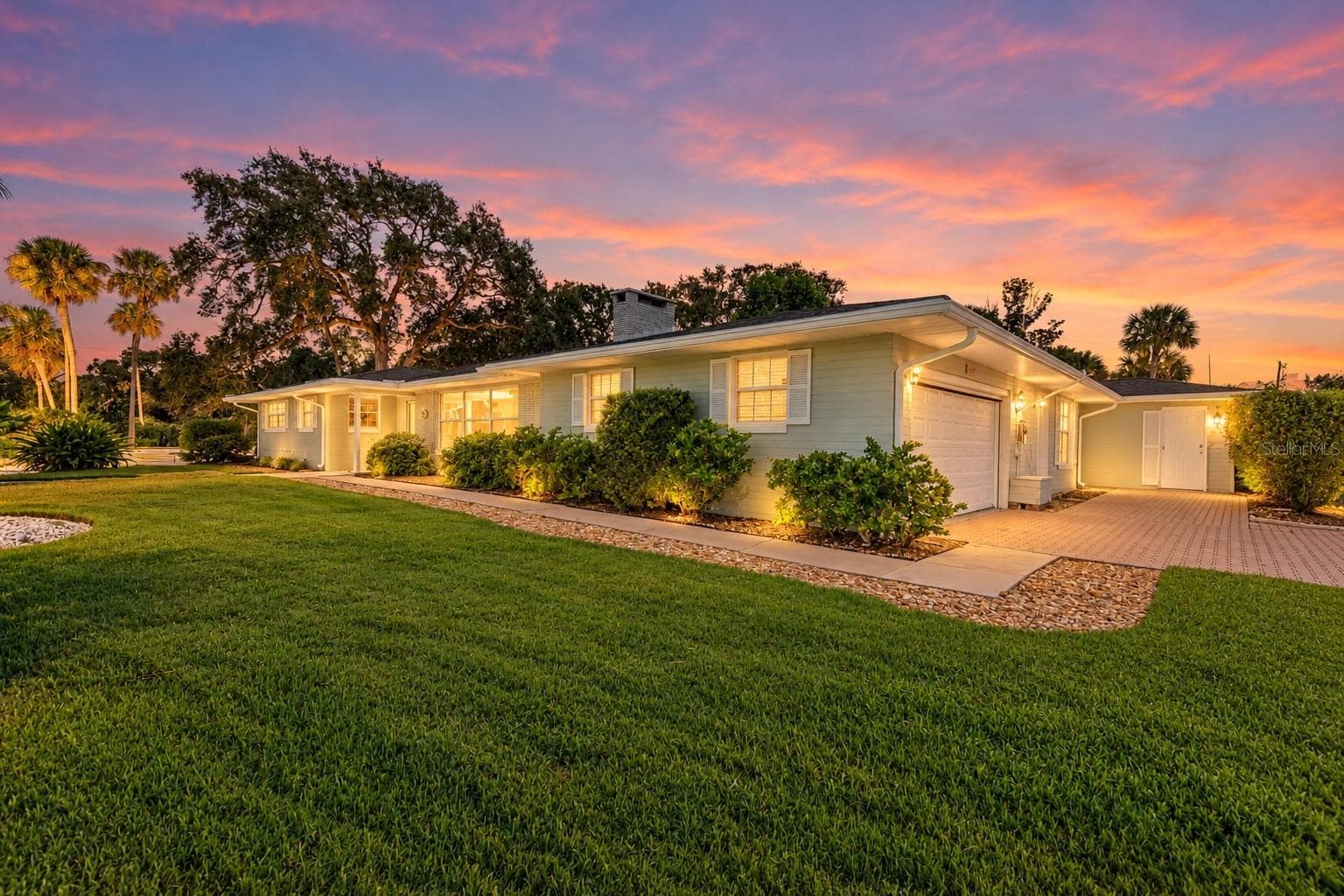 Corner Lot - 1903 JOHN ANDERSON DR, ORMOND BEACH