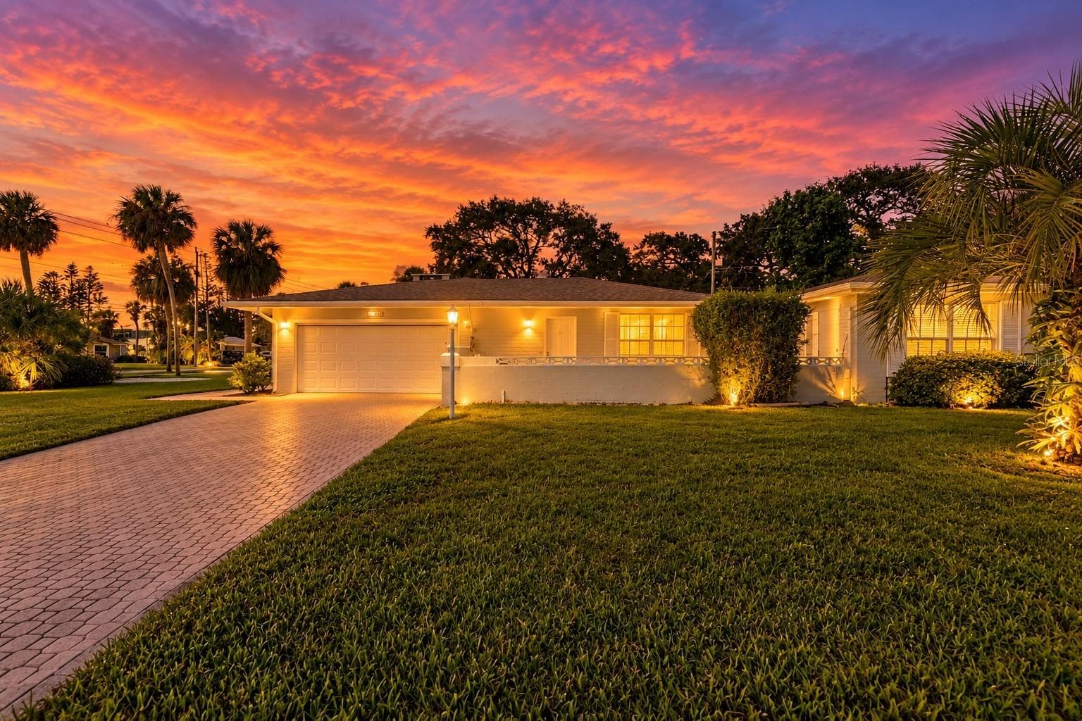 Single Family Residence at 1903 JOHN ANDERSON DR, ORMOND BEACH, photo 3 of 41