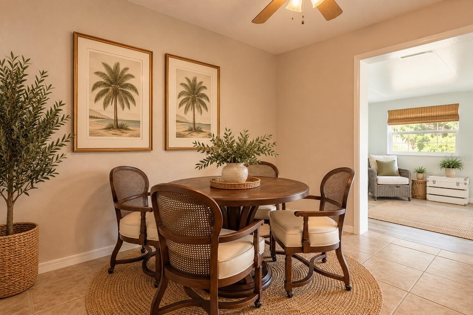 VS Breakfast Nook - 1903 JOHN ANDERSON DR, ORMOND BEACH
