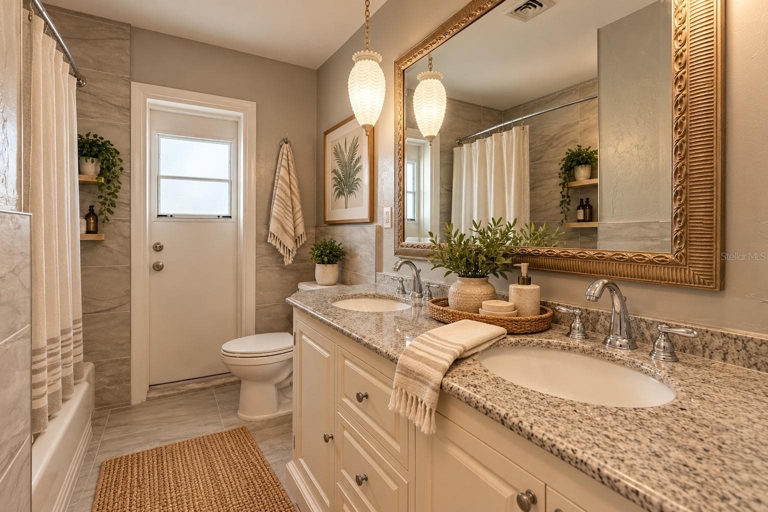 VS Guest Bath - 1903 JOHN ANDERSON DR, ORMOND BEACH