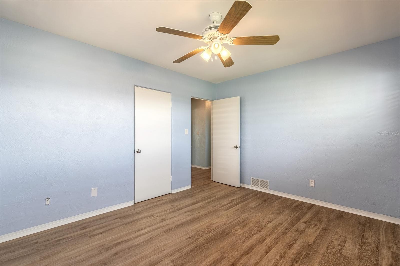 Single Family Residence at 1903 JOHN ANDERSON DR, ORMOND BEACH, photo 32 of 41