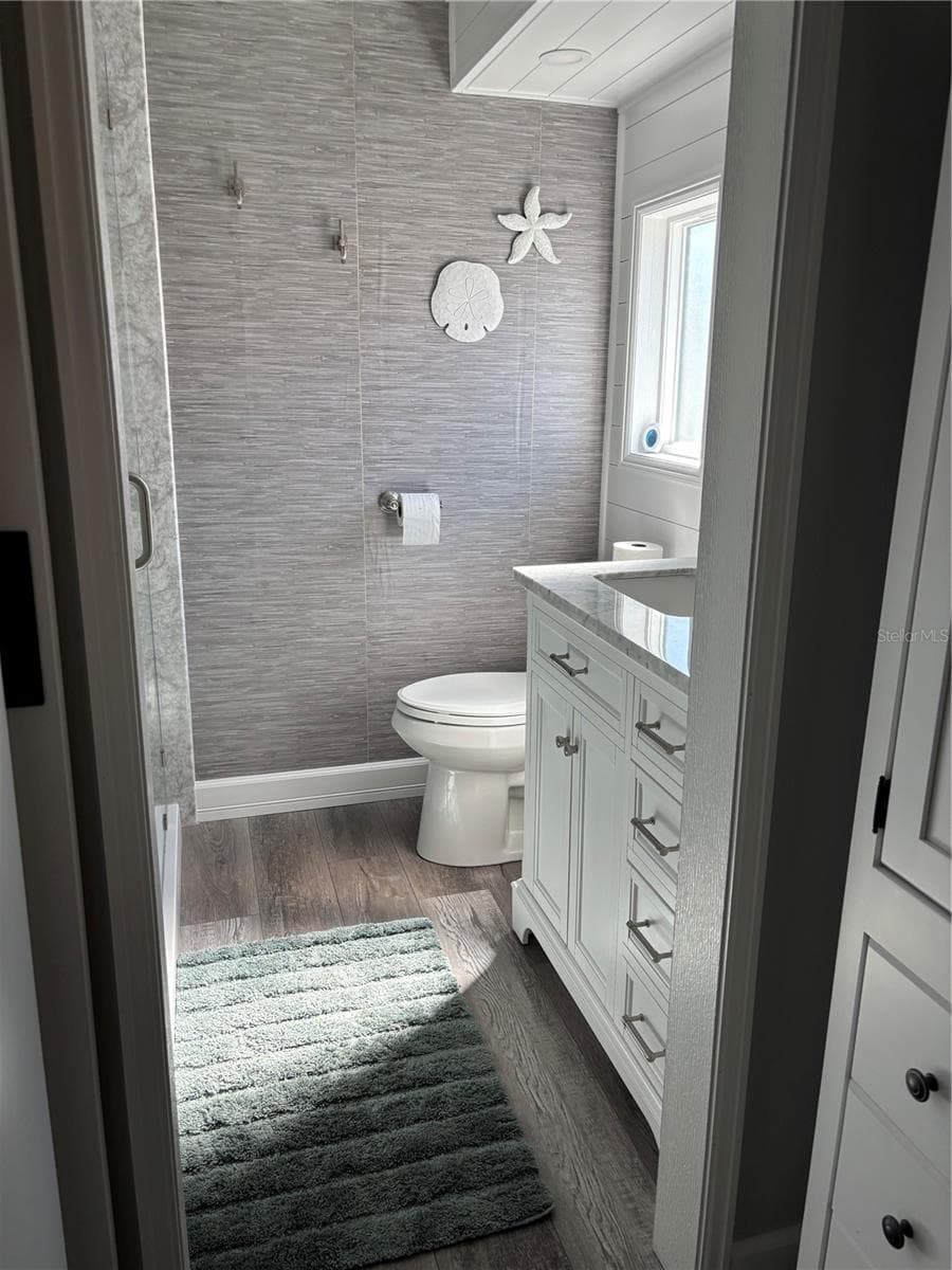 Bathroom connected to primary bedroom - 20 MOUNTAIN LAUREL DR, PALM HARBOR