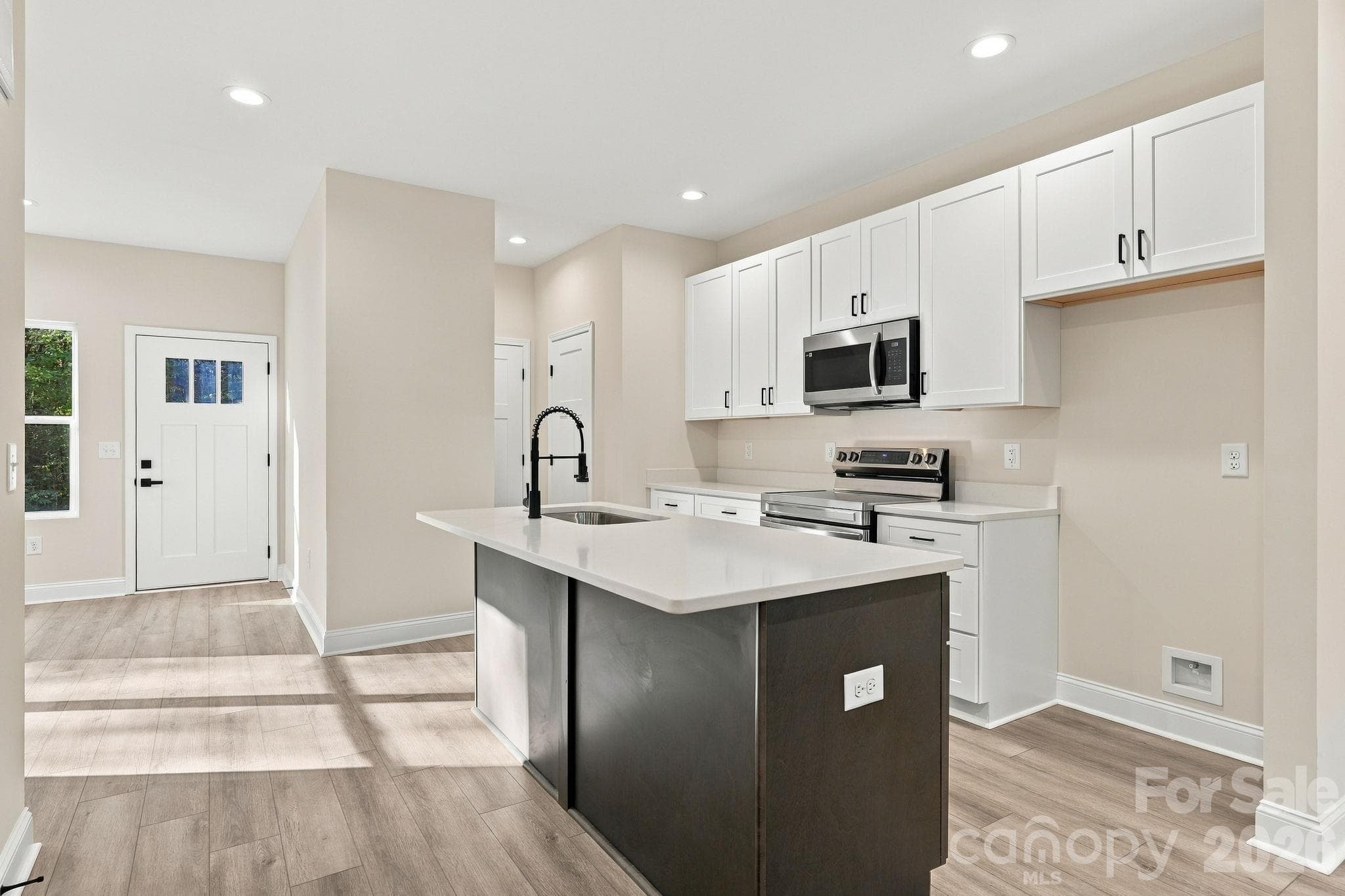 Single Family Residence at 2269 S Jake Alexander Boulevard, Salisbury, photo 11 of 41