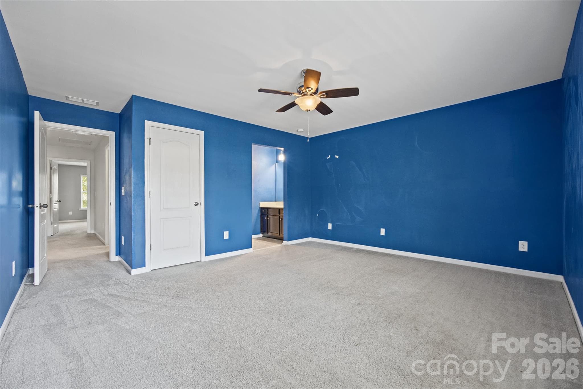 Single Family Residence at 1677 Fairntosh Drive, Fort Mill, photo 27 of 48