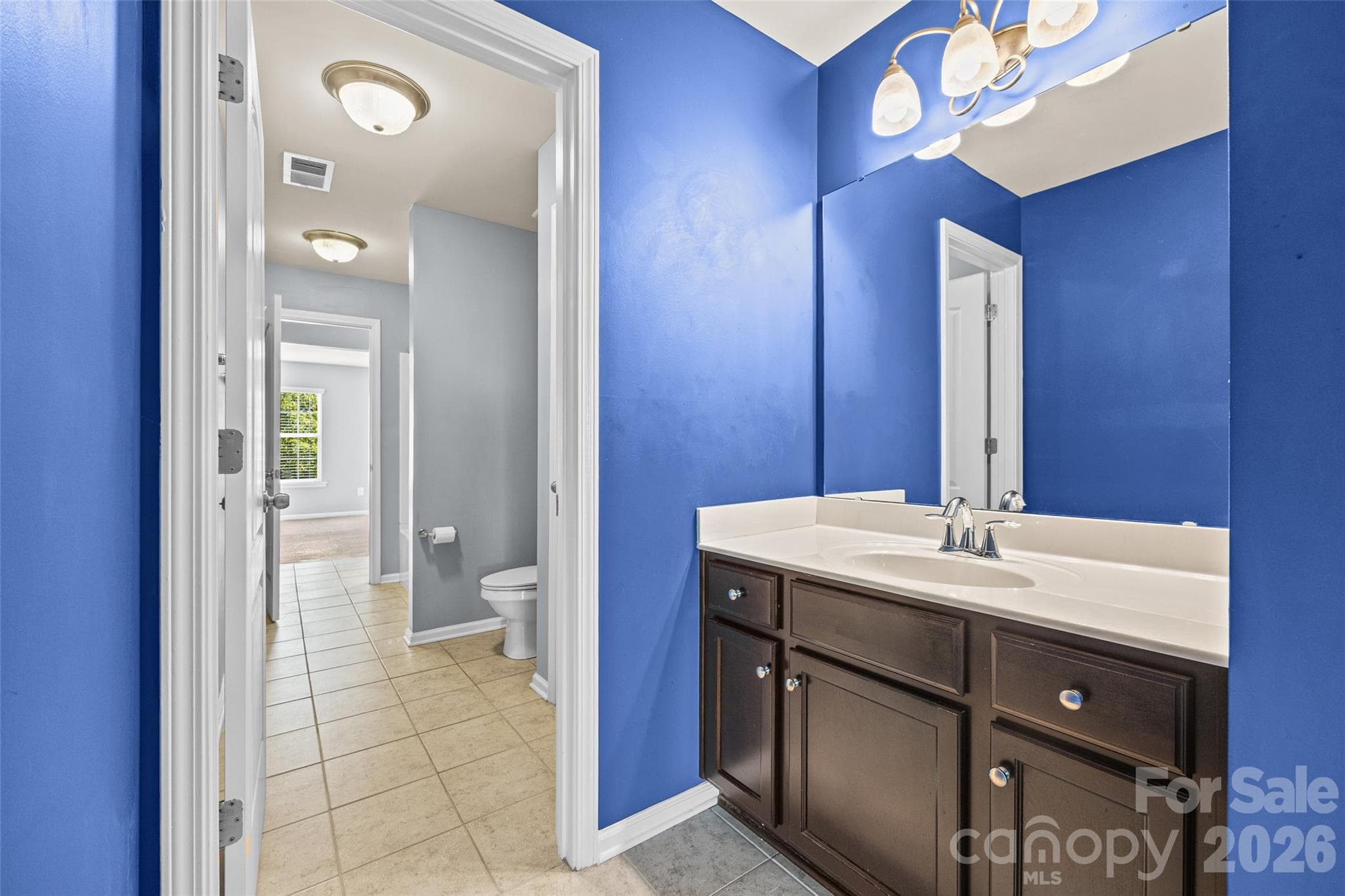 Single Family Residence at 1677 Fairntosh Drive, Fort Mill, photo 28 of 48