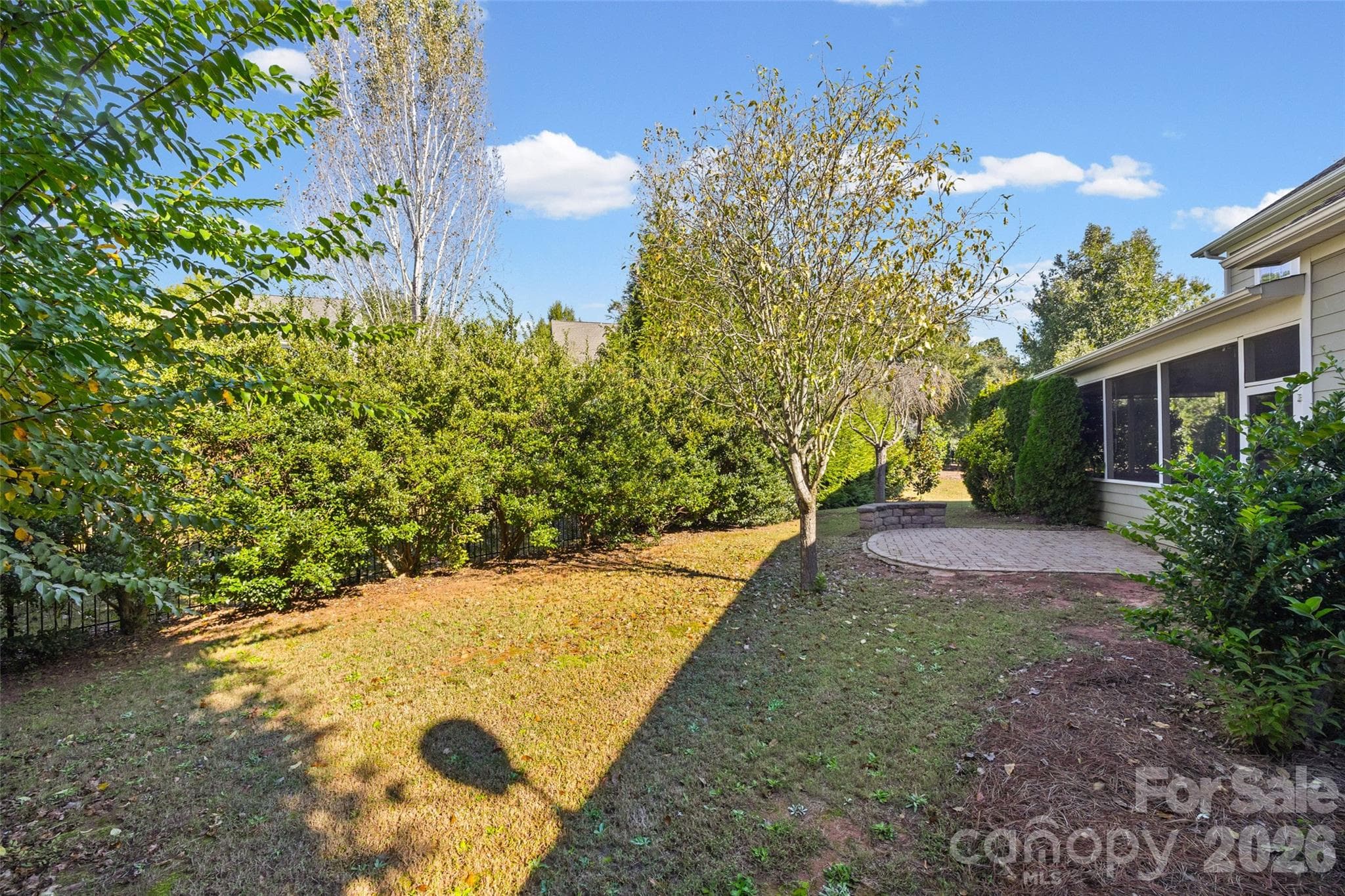 Single Family Residence at 1677 Fairntosh Drive, Fort Mill, photo 37 of 48