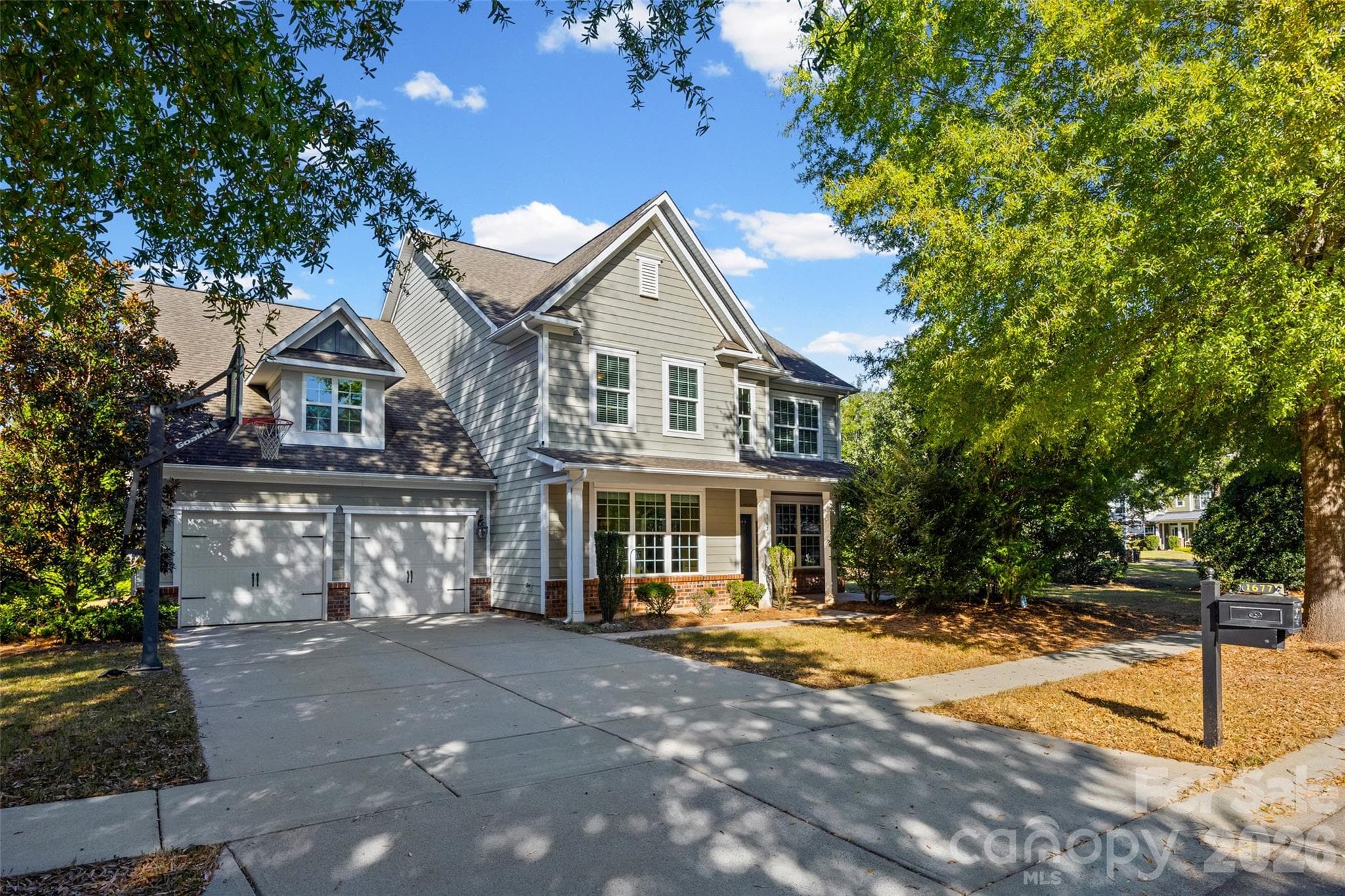 Single Family Residence at 1677 Fairntosh Drive, Fort Mill, photo 40 of 48