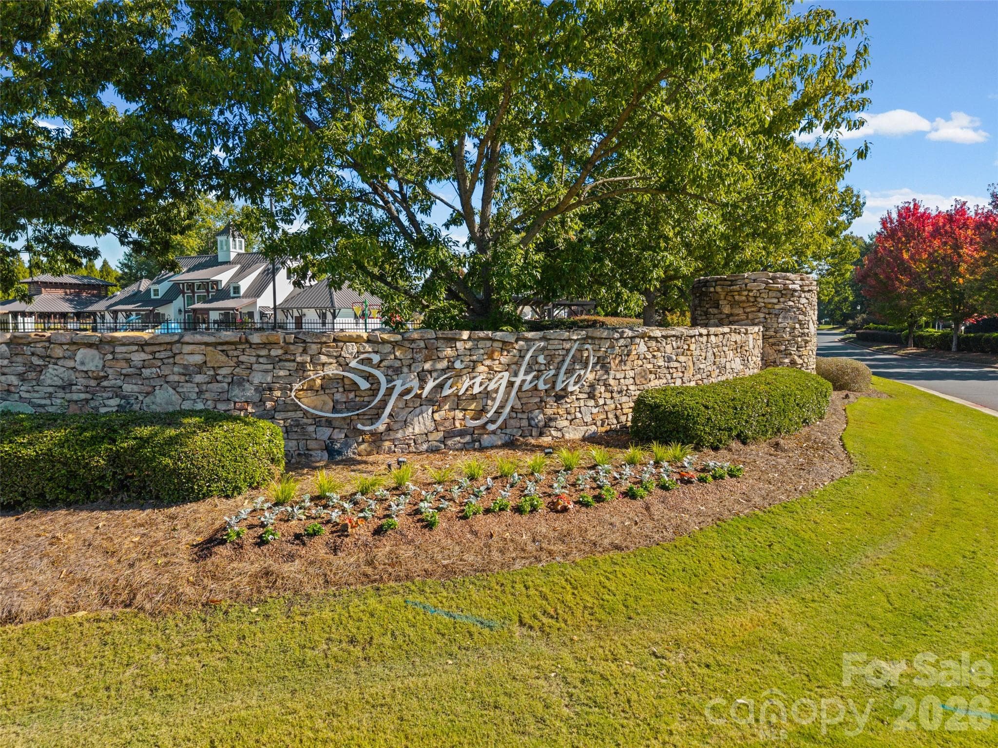 Single Family Residence at 1677 Fairntosh Drive, Fort Mill, photo 42 of 48