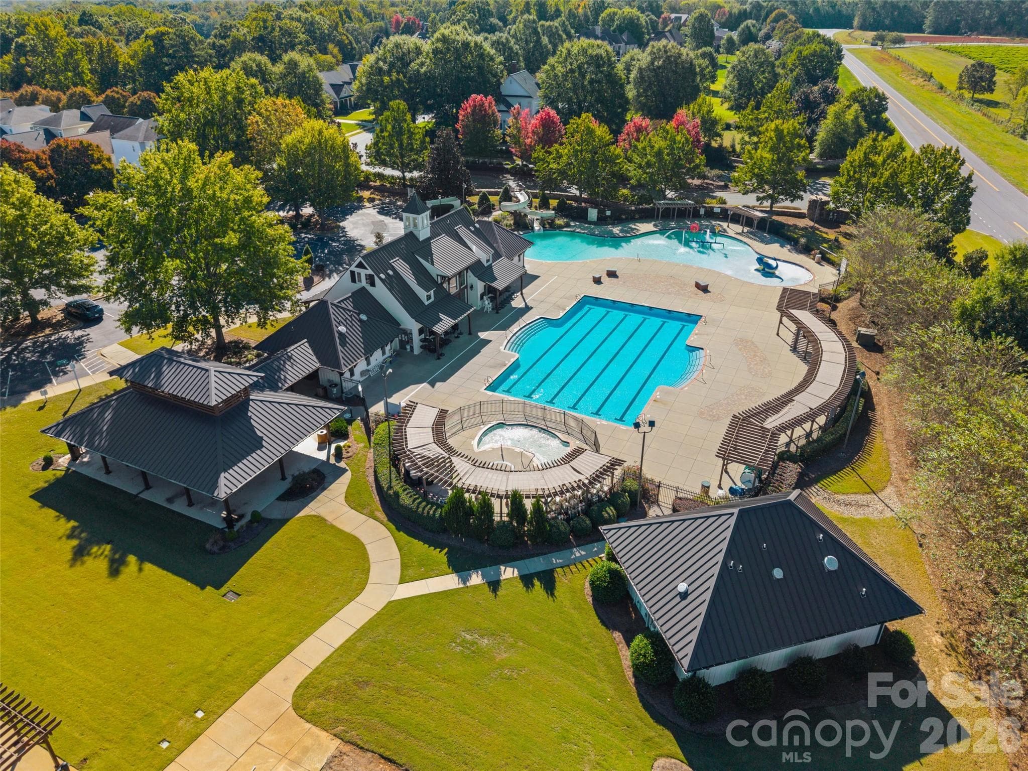 Single Family Residence at 1677 Fairntosh Drive, Fort Mill, photo 46 of 48