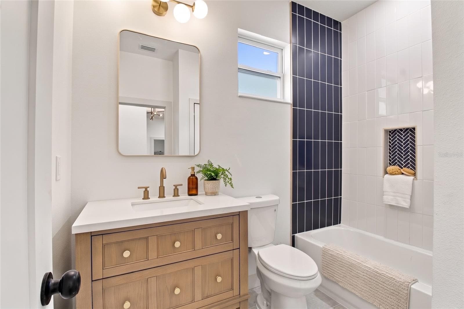 guest bathroom - 8514 N 12TH ST, TAMPA