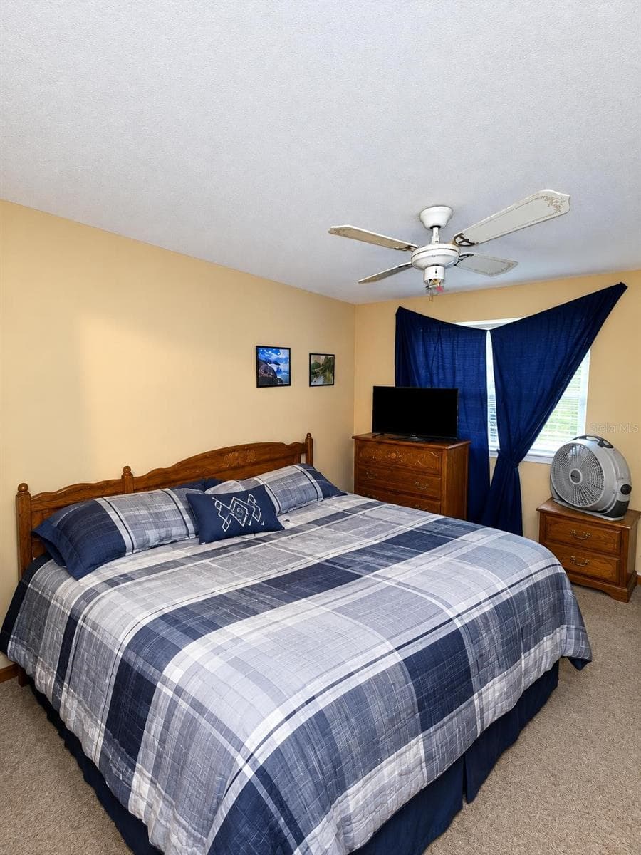 Single Family Residence at RIDGECREST ACRES, SEMINOLE, photo 10 of 15