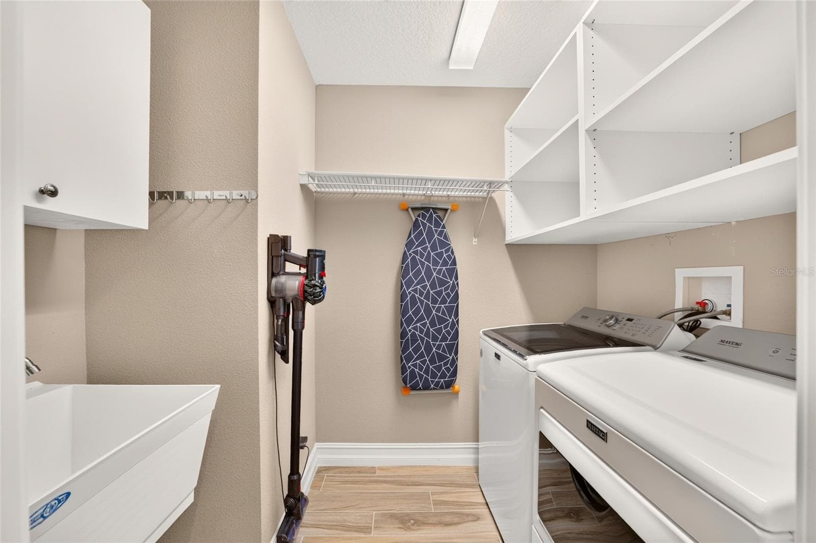Single Family Residence at 889 JAY ST, THE VILLAGES, photo 53 of 80