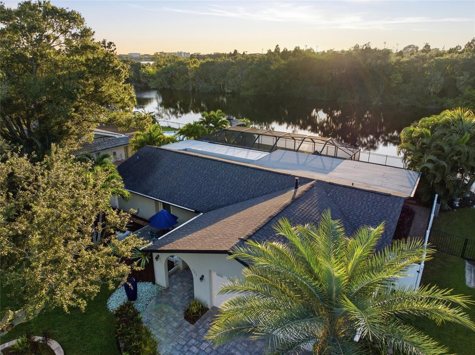 Single Family Residence at 725 DEL ORO DR, SAFETY HARBOR, photo 3 of 57