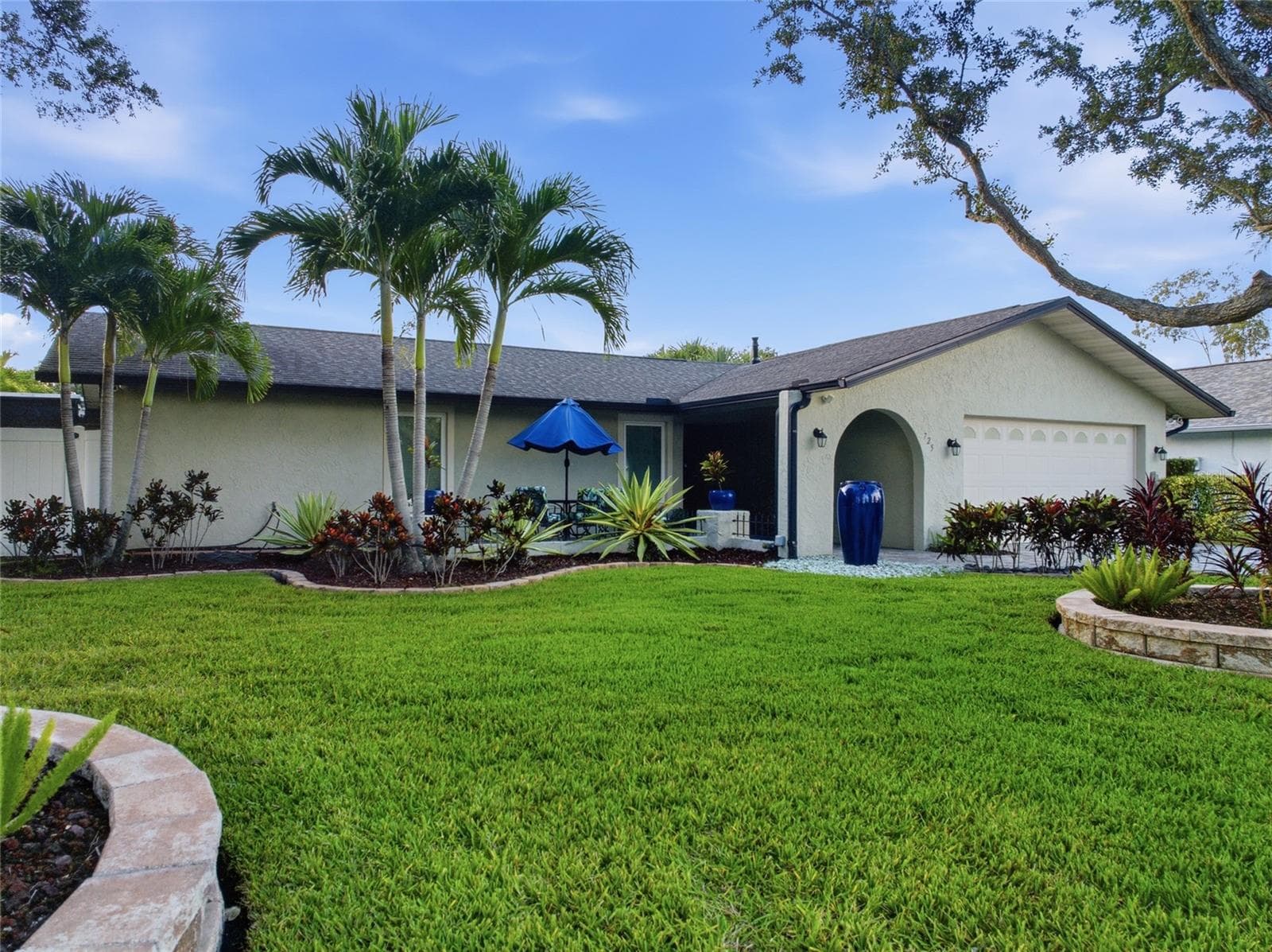 Single Family Residence at 725 DEL ORO DR, SAFETY HARBOR, photo 5 of 57
