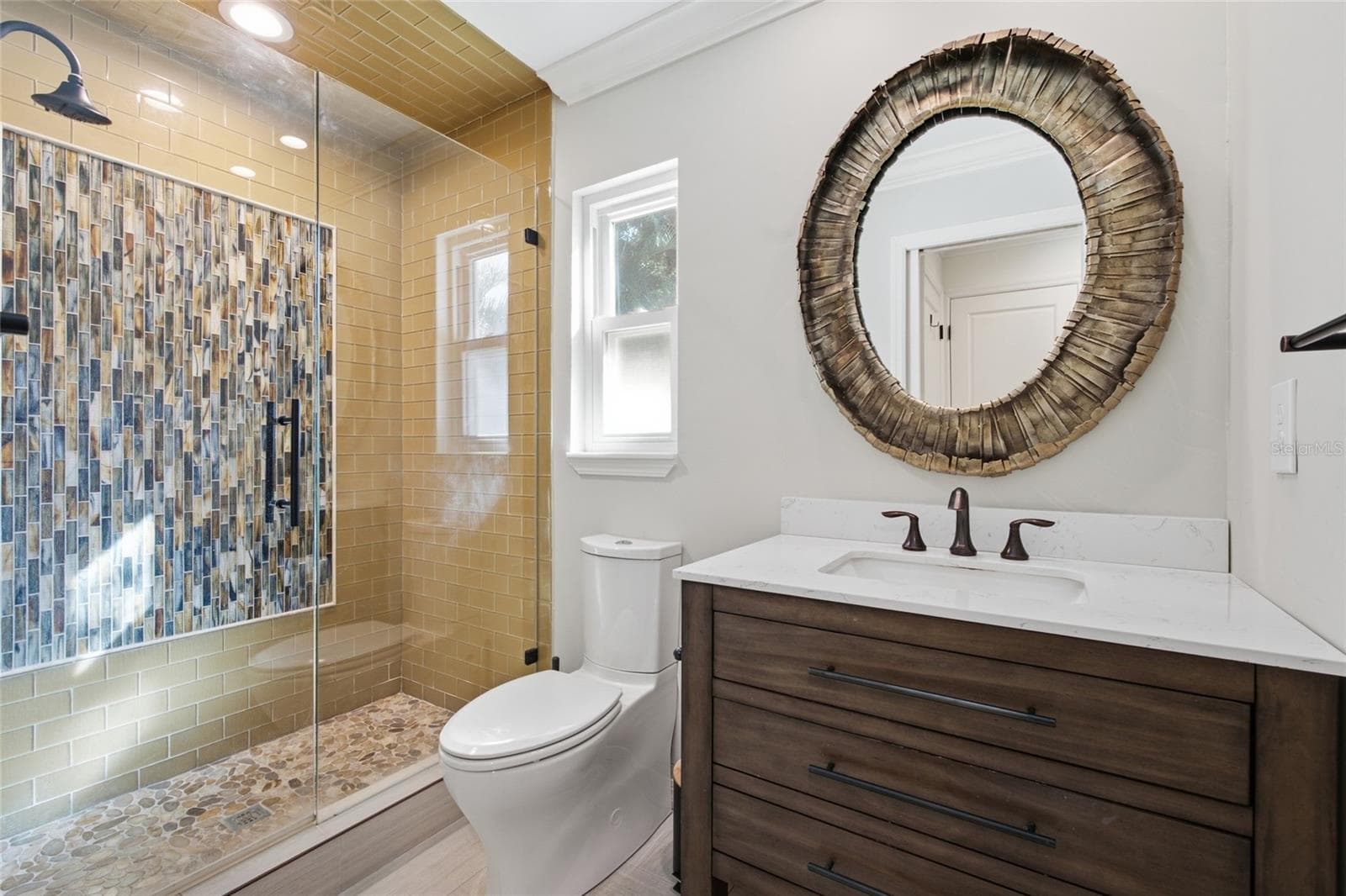 Single Family Residence at 725 DEL ORO DR, SAFETY HARBOR, photo 21 of 57