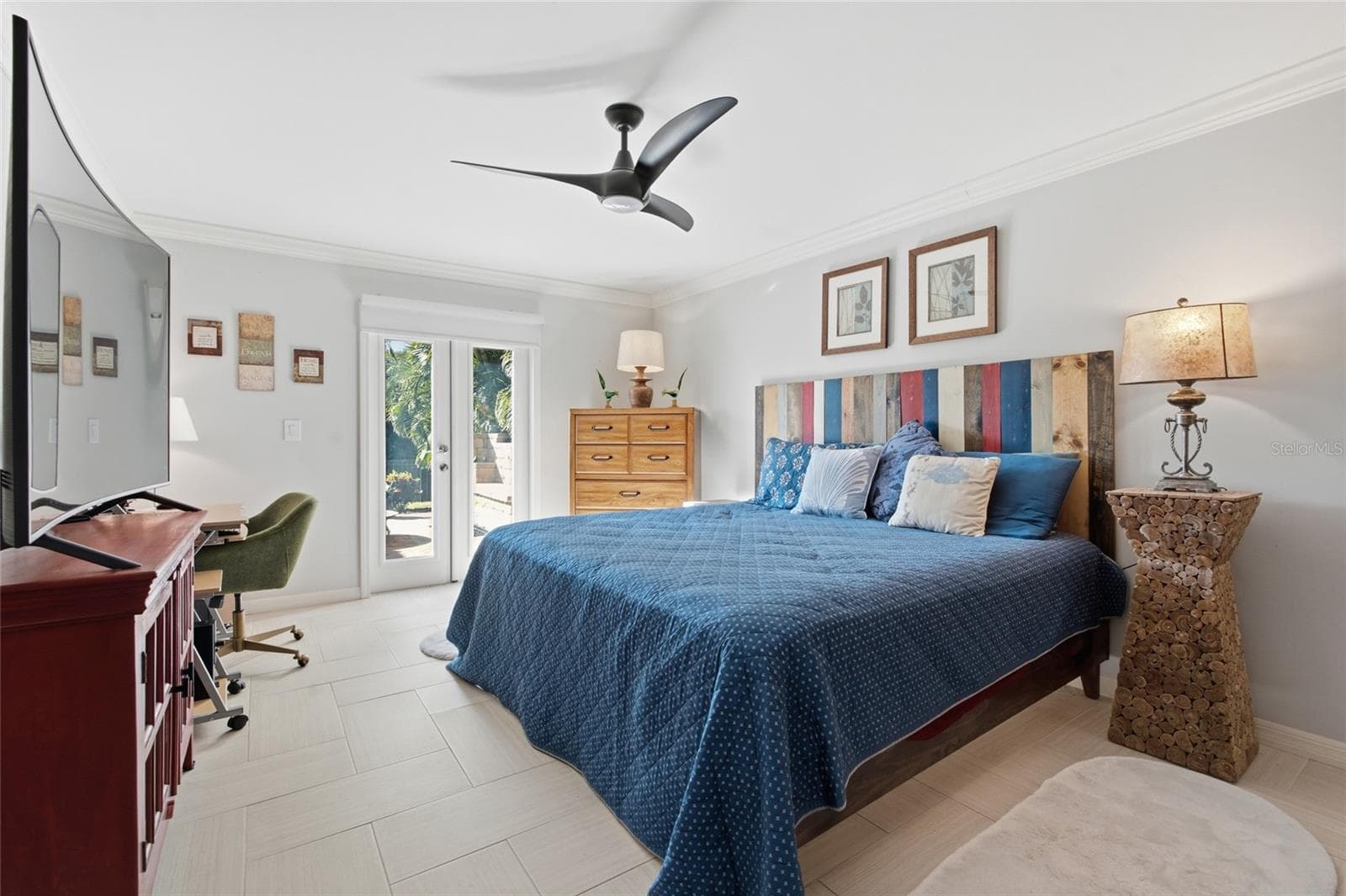 Single Family Residence at 725 DEL ORO DR, SAFETY HARBOR, photo 24 of 57