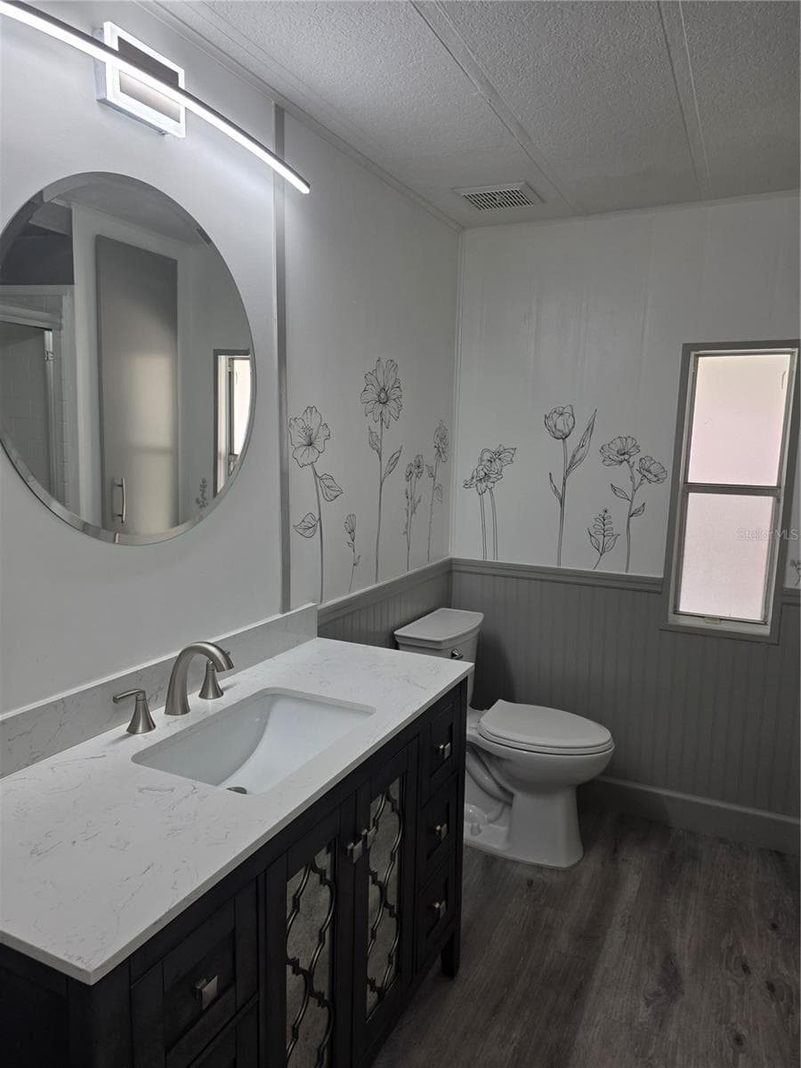 Guest Bath - 2218 ORANGEWOOD CIR #1540, ZELLWOOD